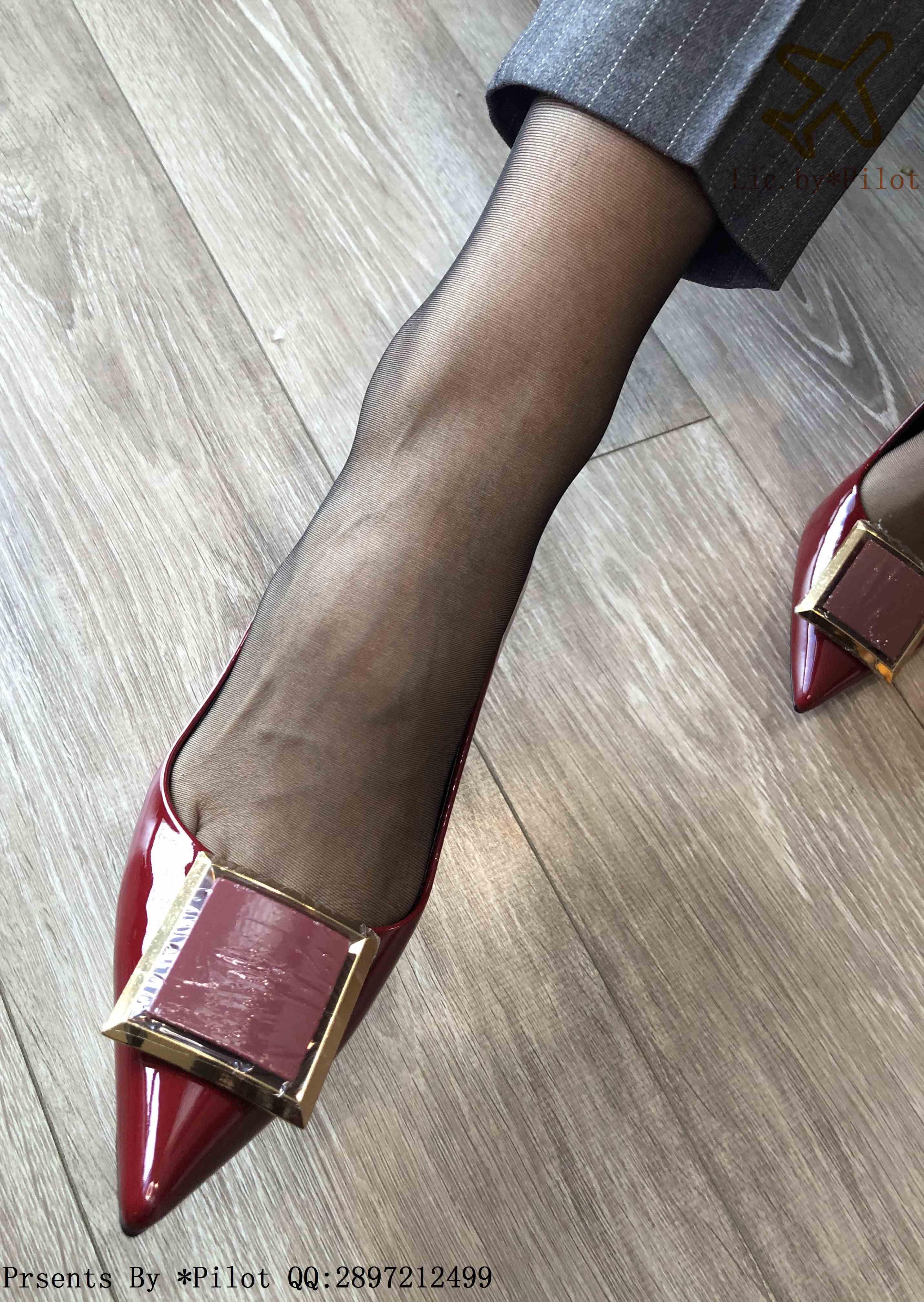 China Beauty Legs and feet 662