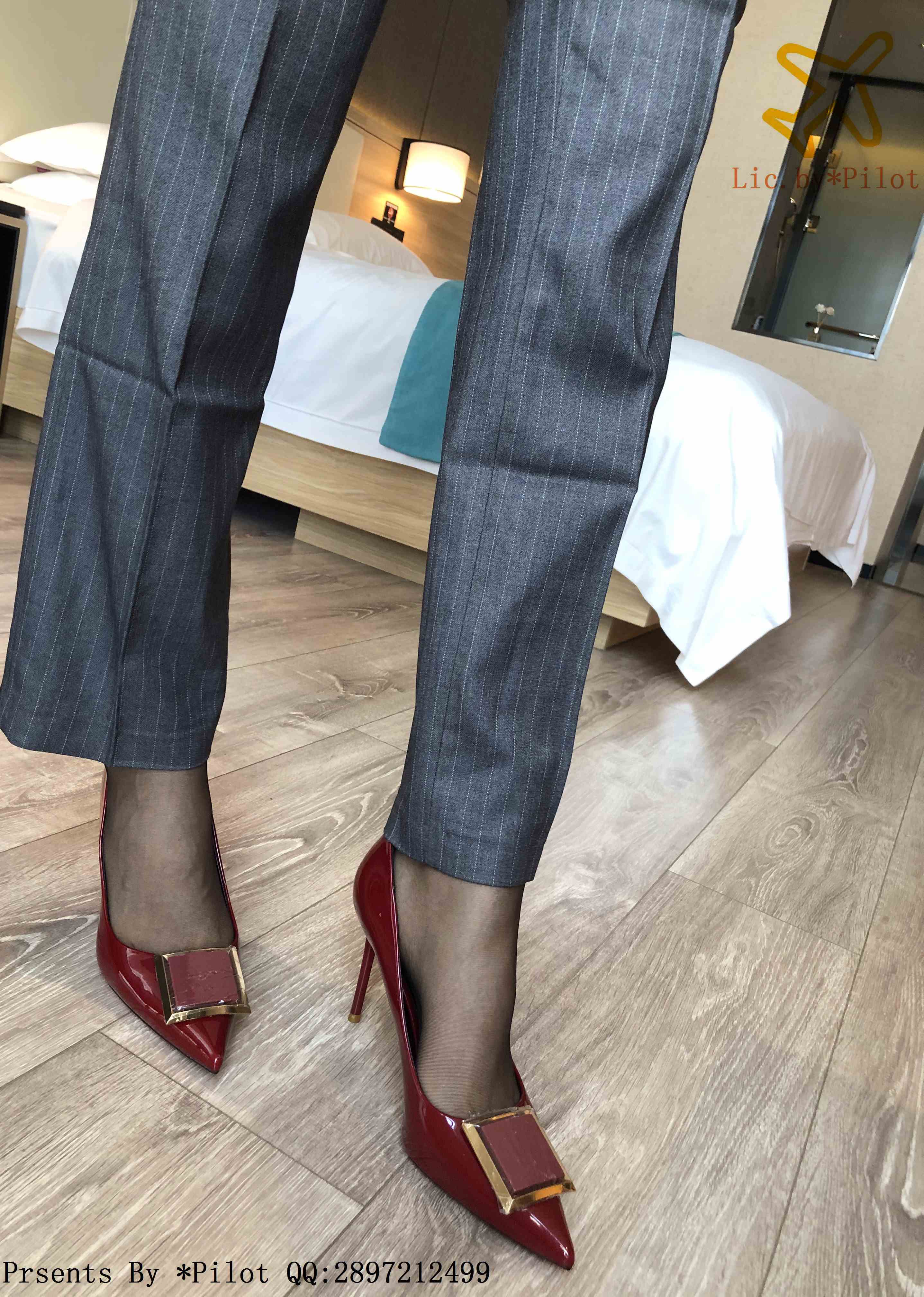 China Beauty Legs and feet 662