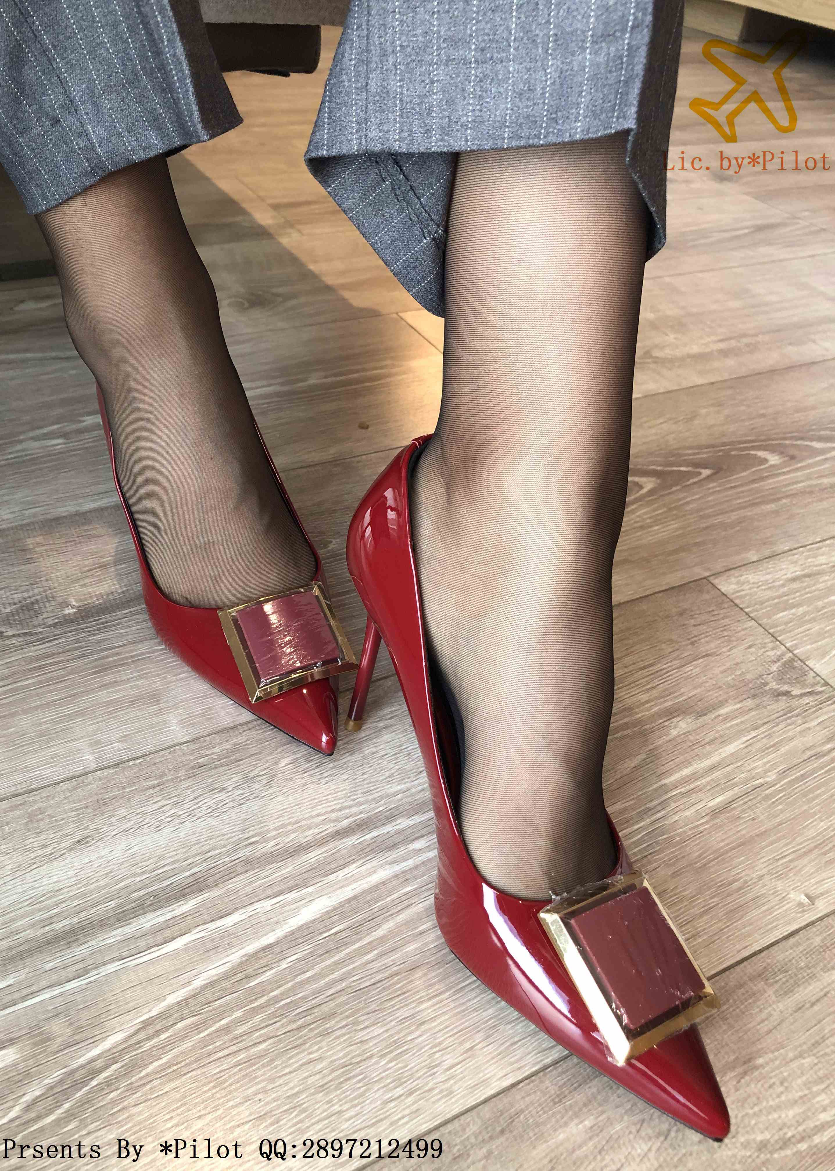 China Beauty Legs and feet 662