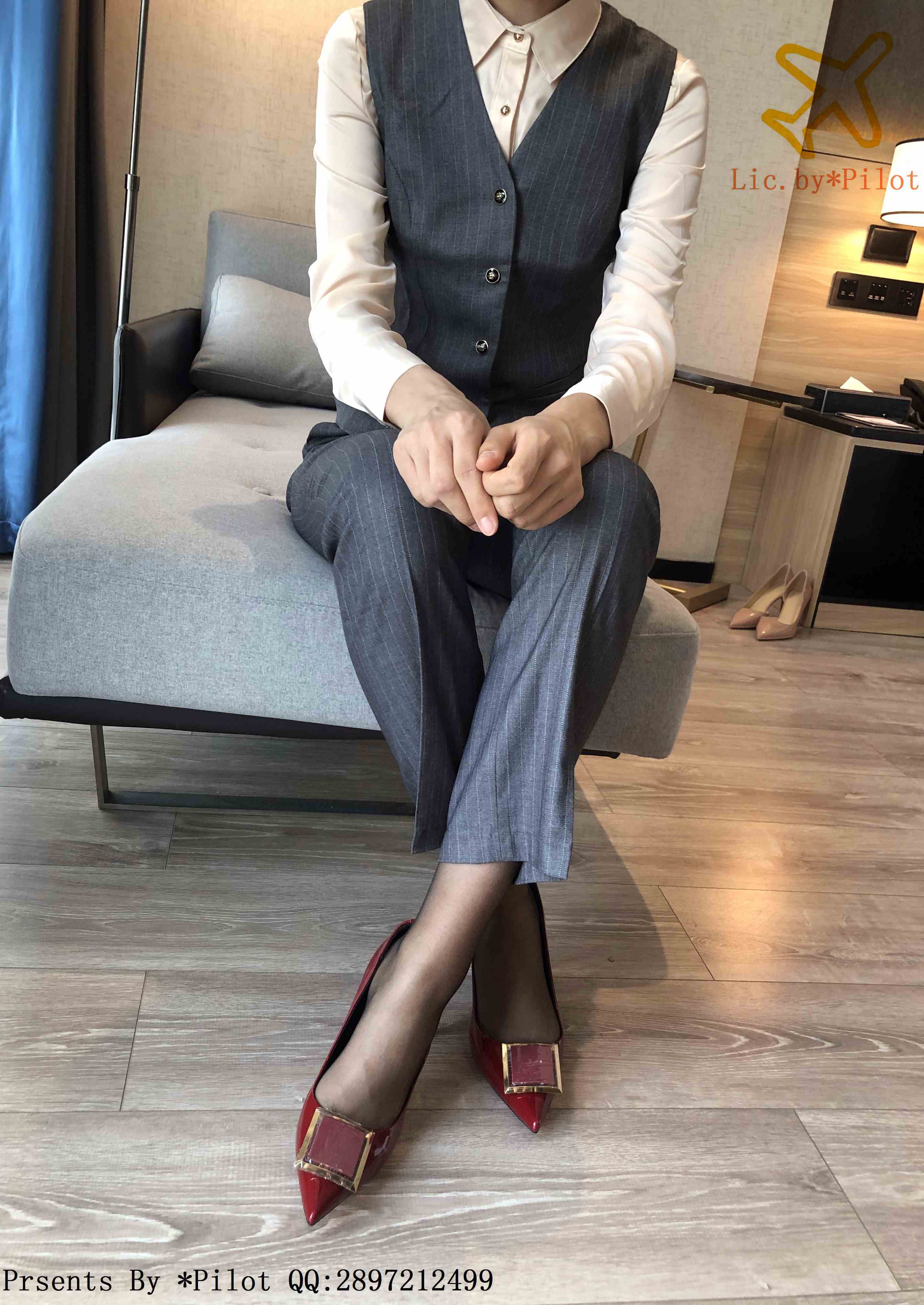 China Beauty Legs and feet 662