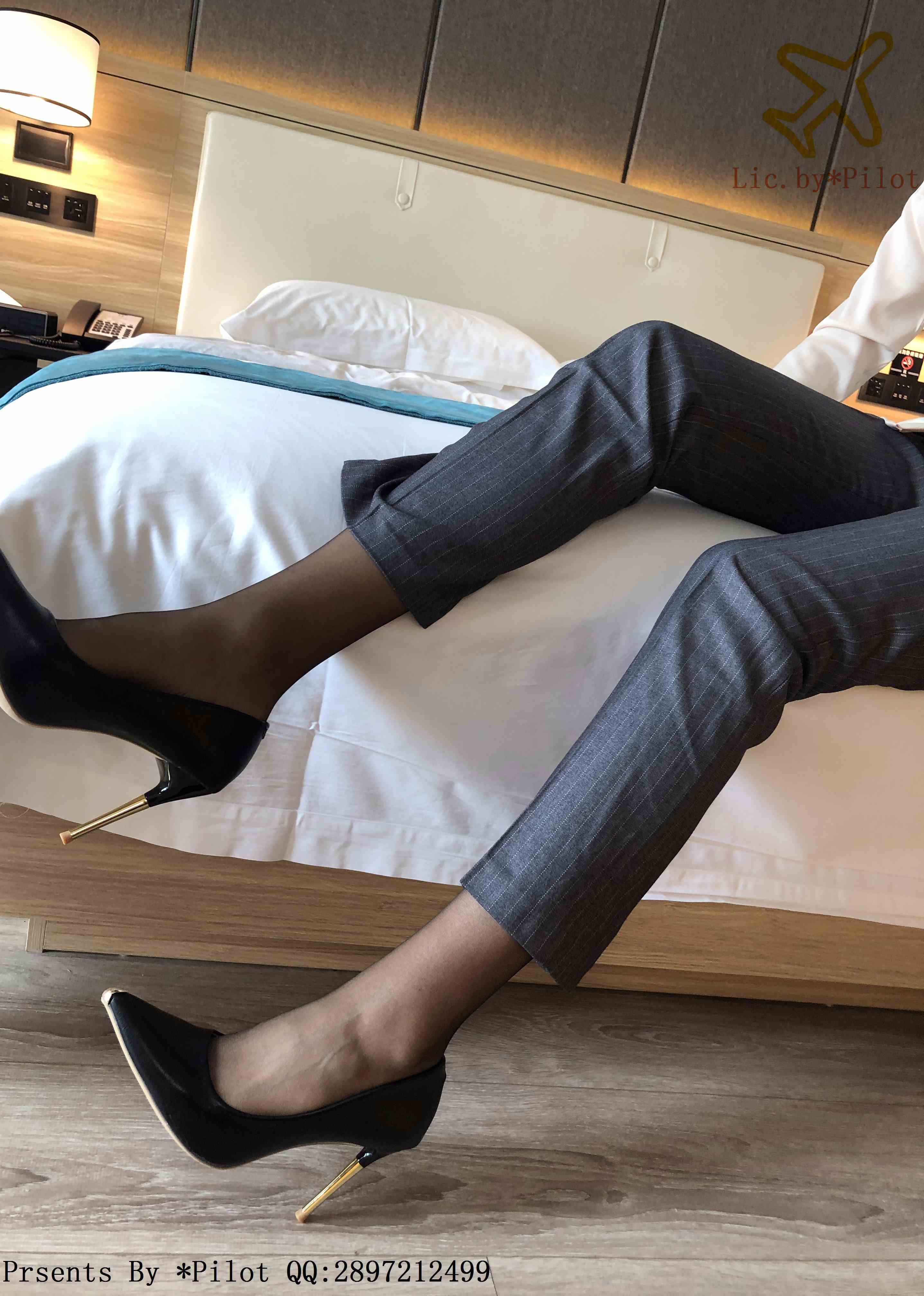 China Beauty Legs and feet 662