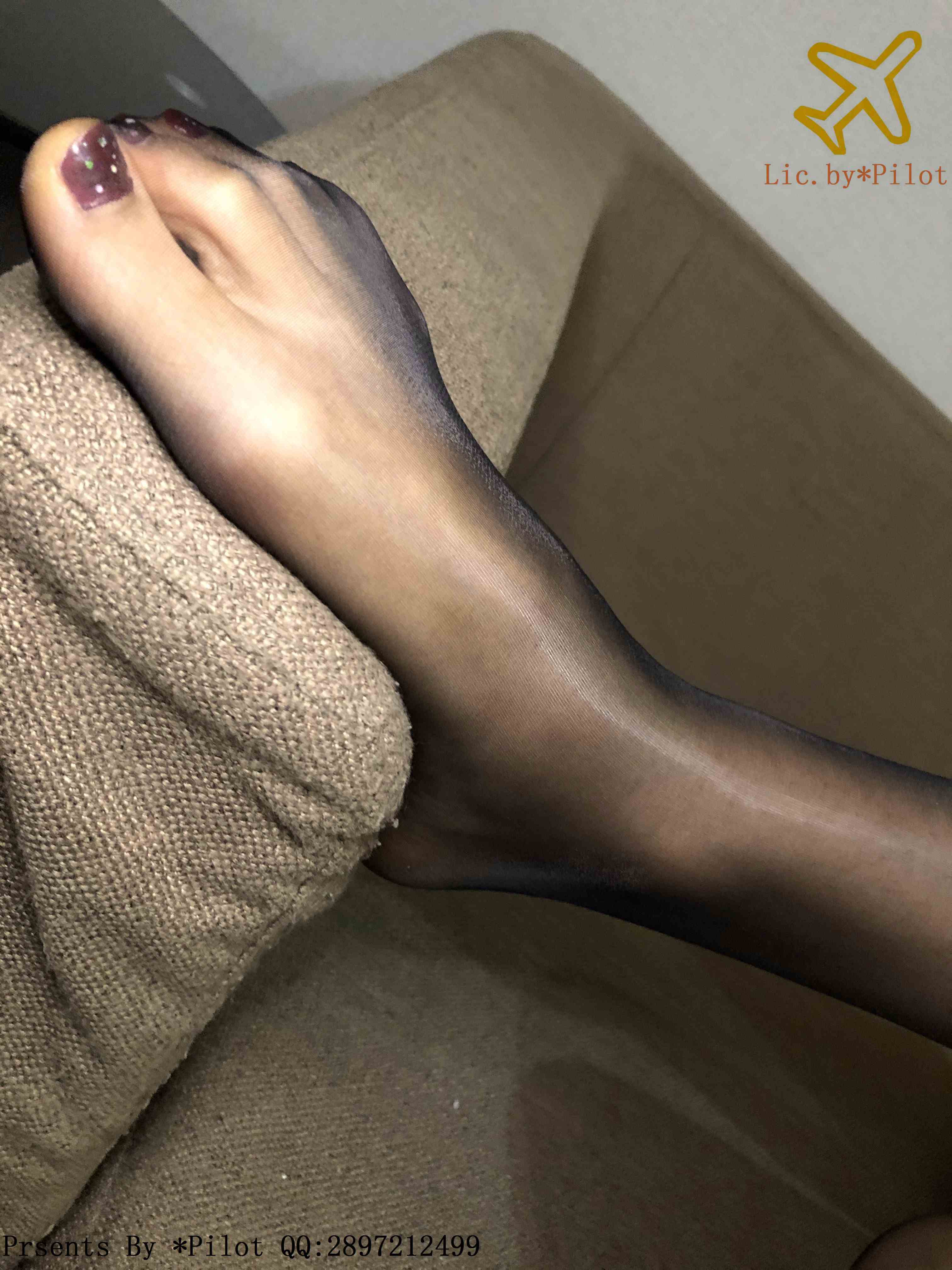 China Beauty Legs and feet 663