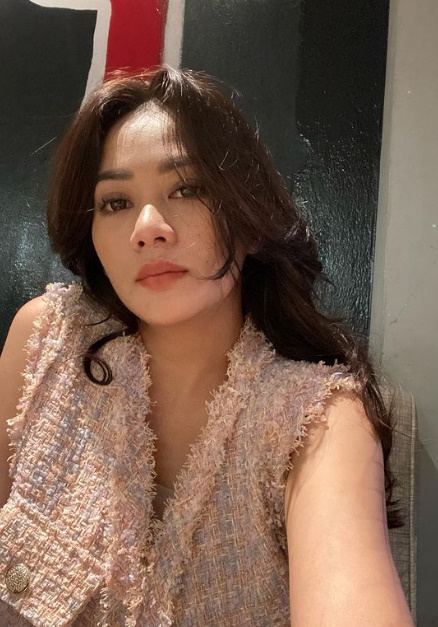 looking makes it uuhhooott_11