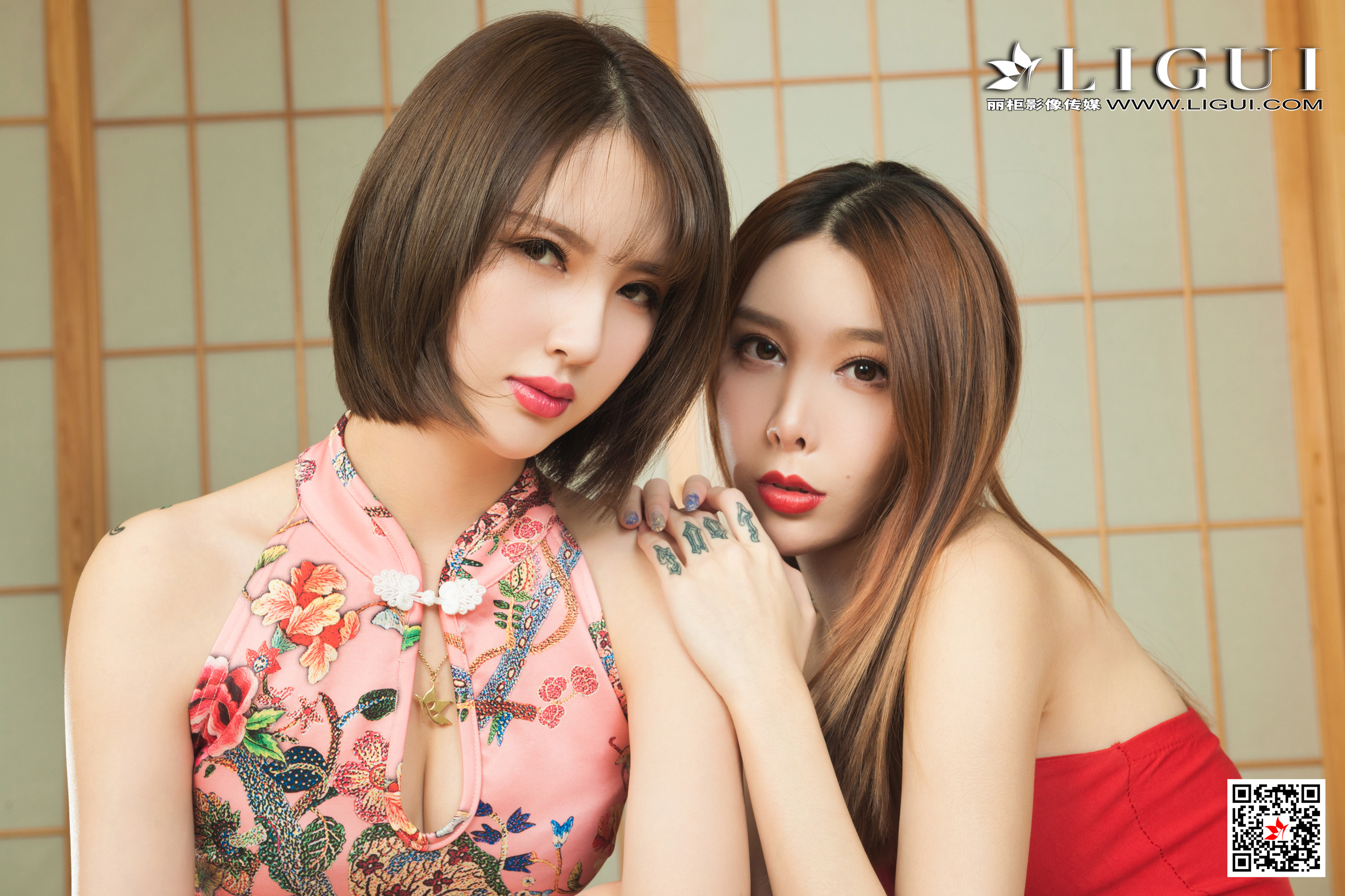 Foot Fetish Twin Flowers 82