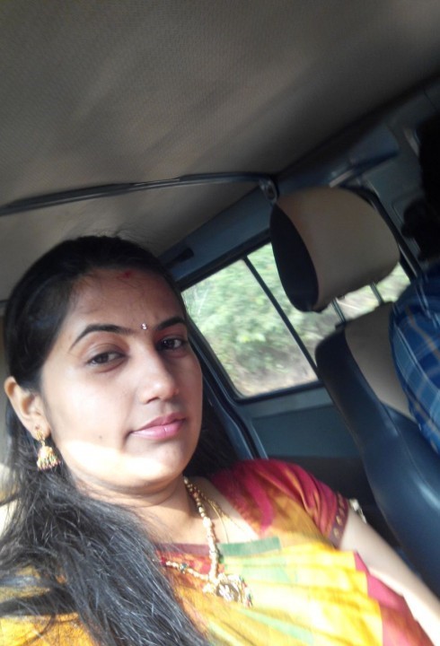 Indian Tamil aunty pic old