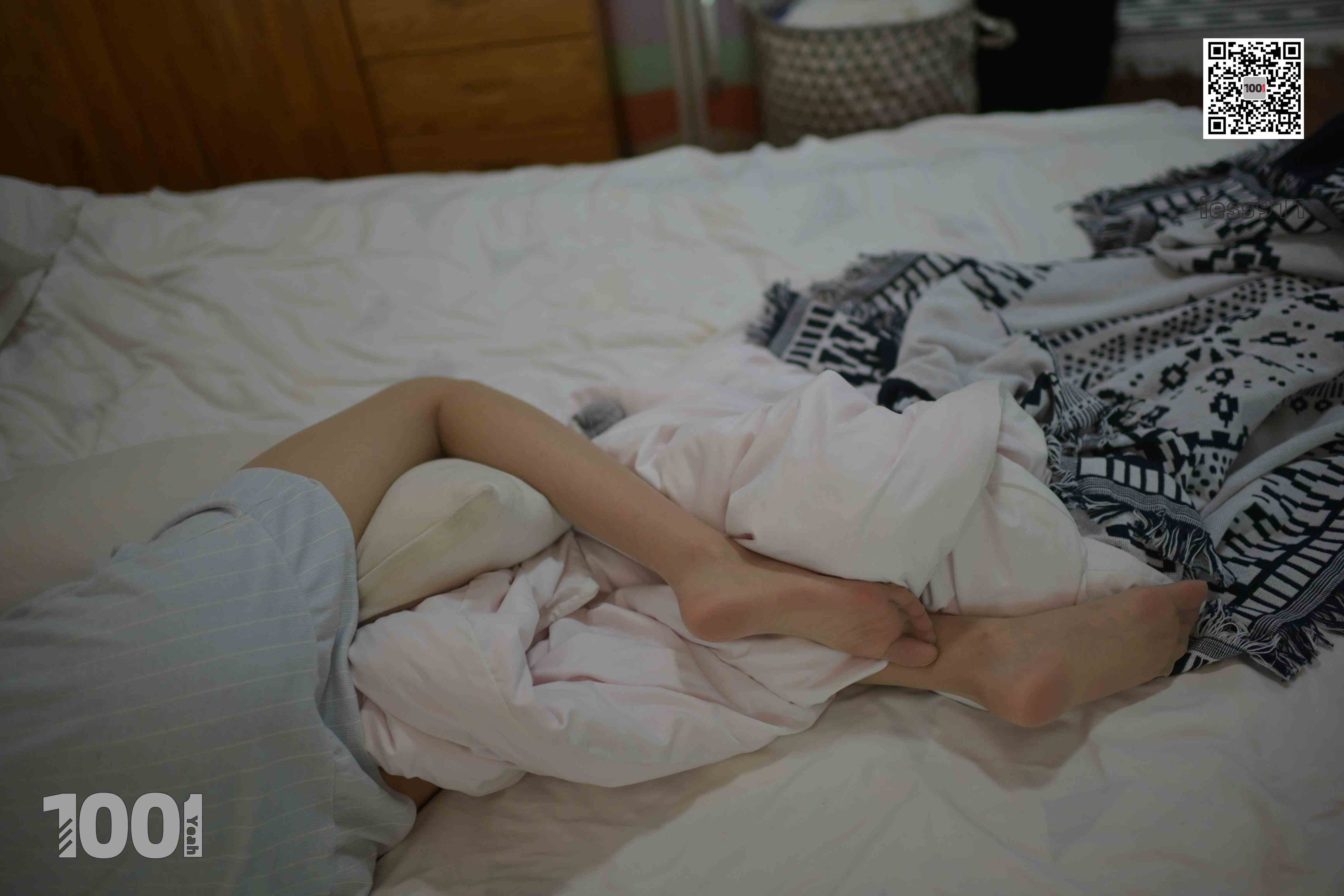 China Beauty Legs and feet 667-1