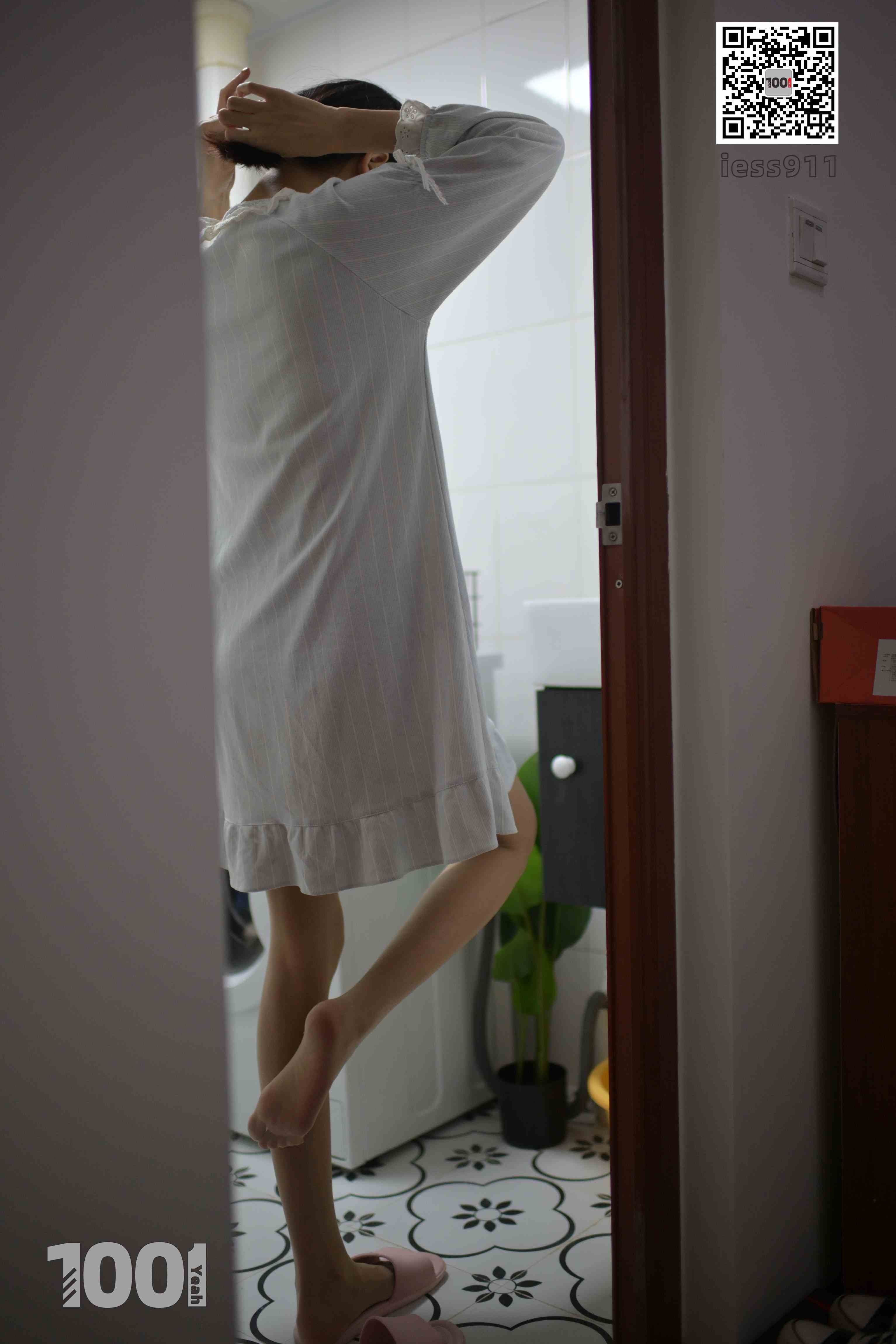 China Beauty Legs and feet 667-1