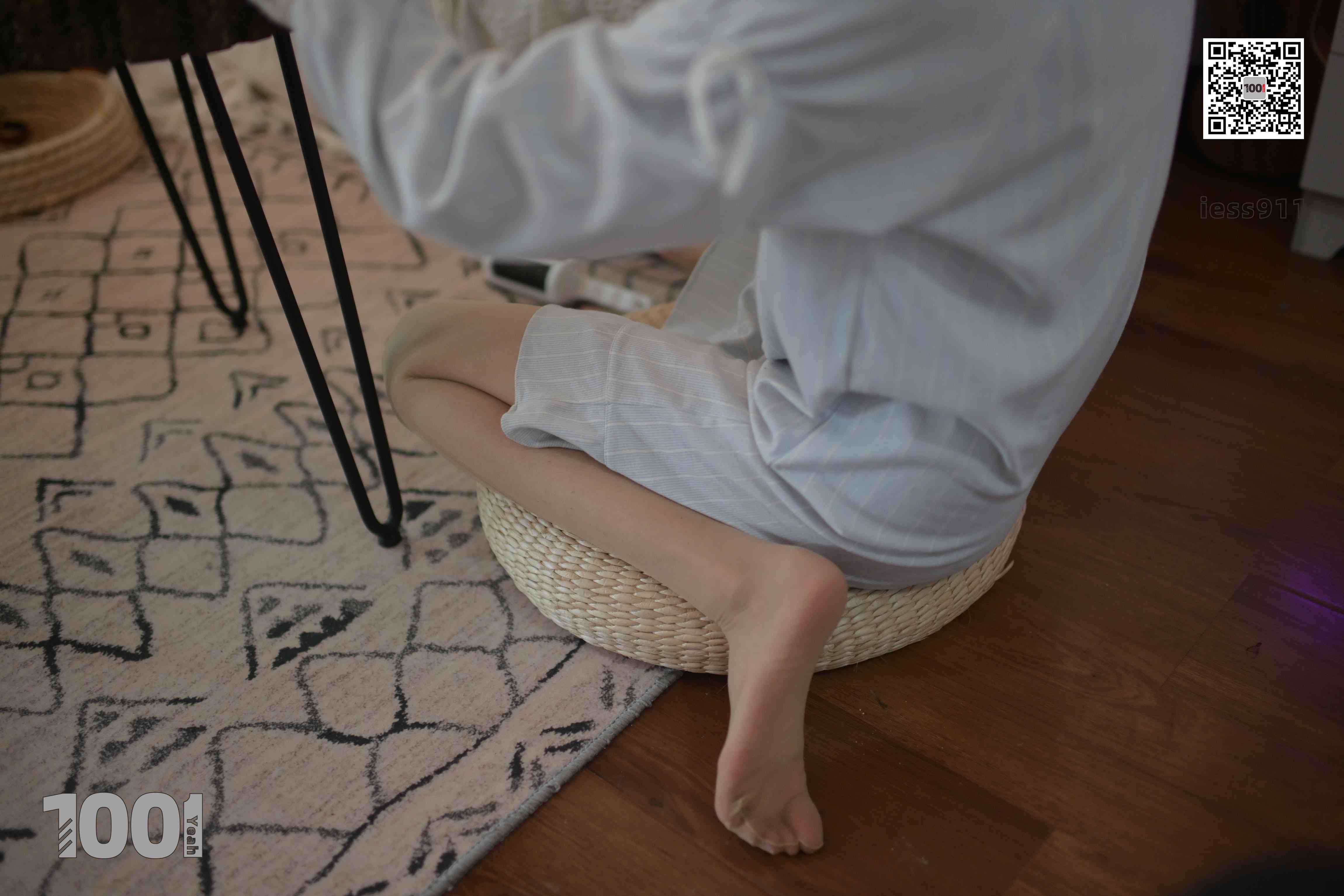 China Beauty Legs and feet 667-1