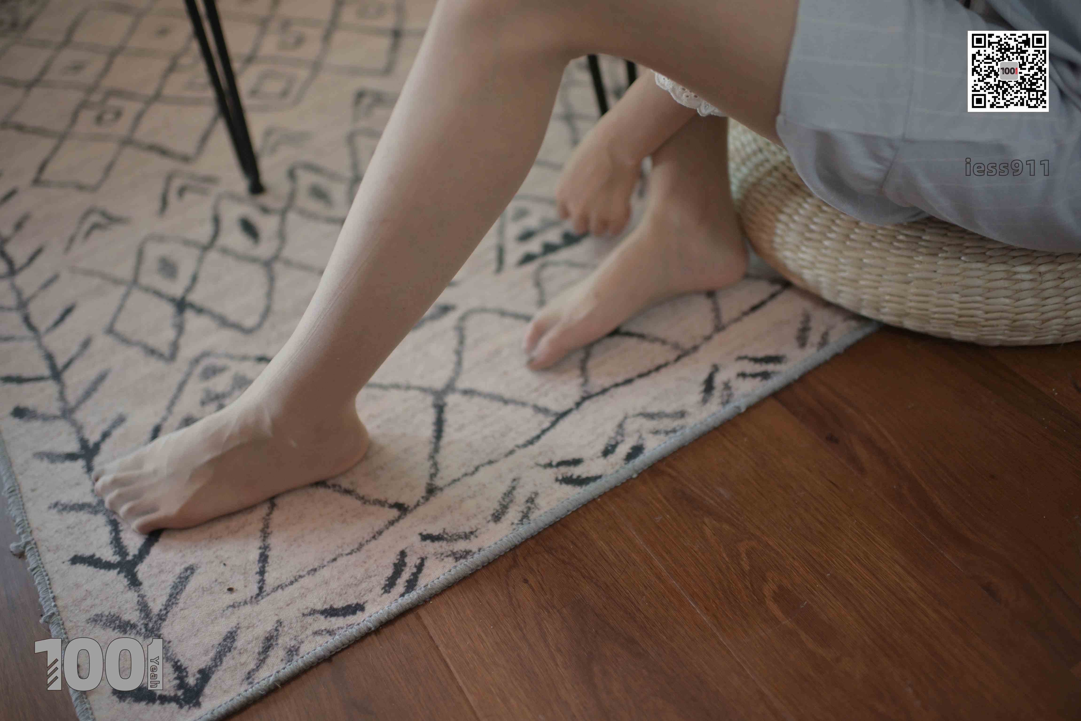 China Beauty Legs and feet 667-1