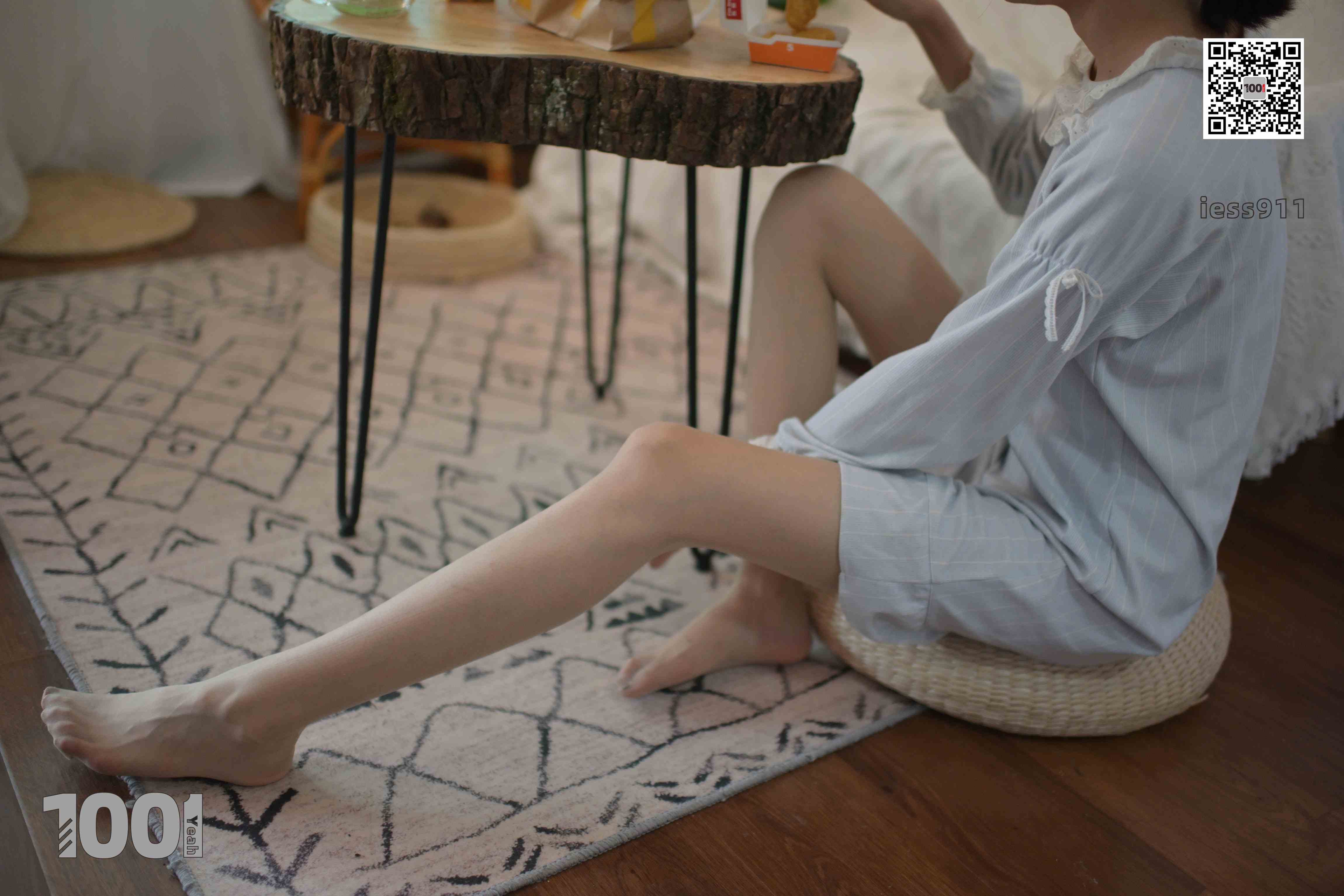 China Beauty Legs and feet 667-1