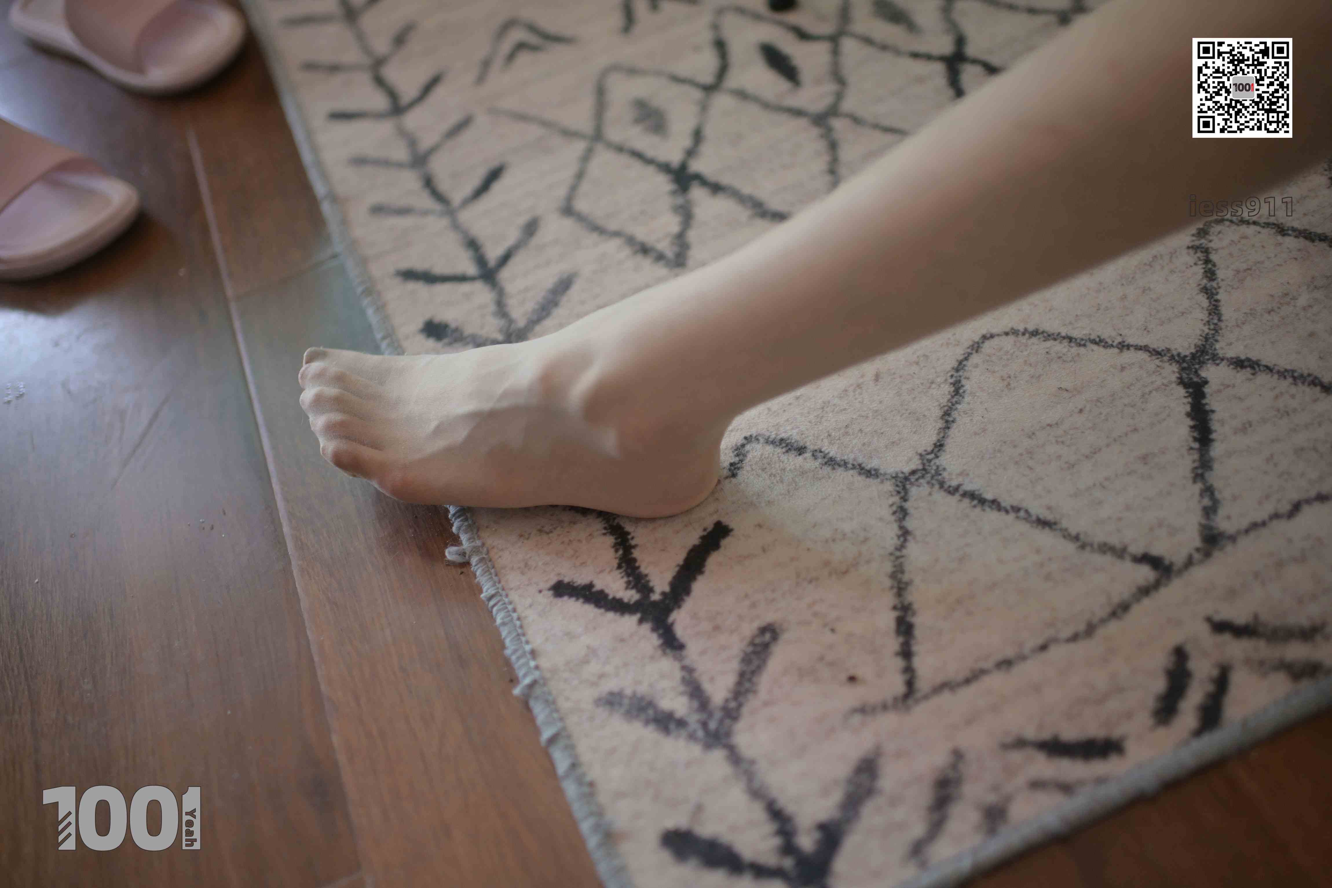 China Beauty Legs and feet 667-1