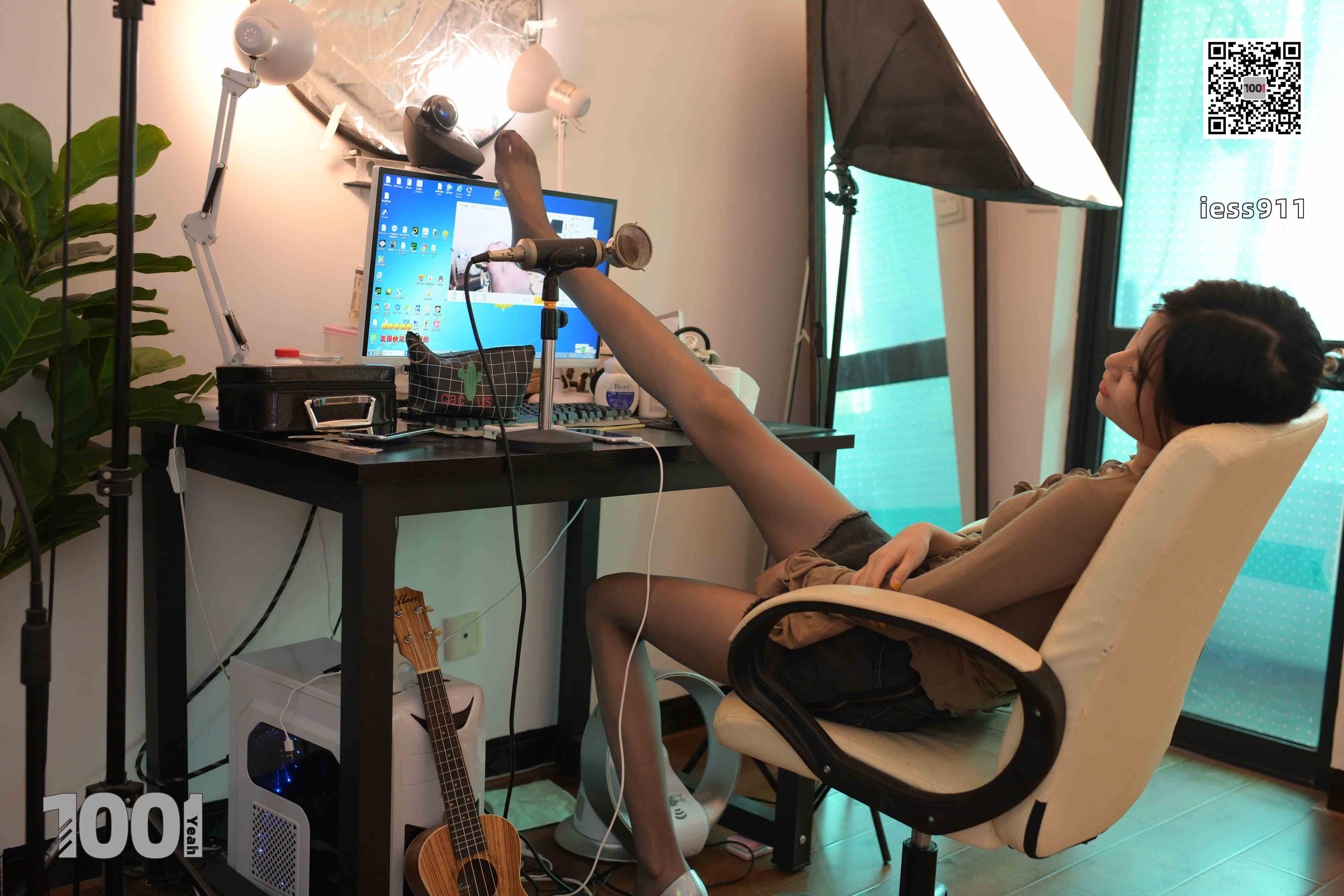 China Beauty Legs and feet 667-2