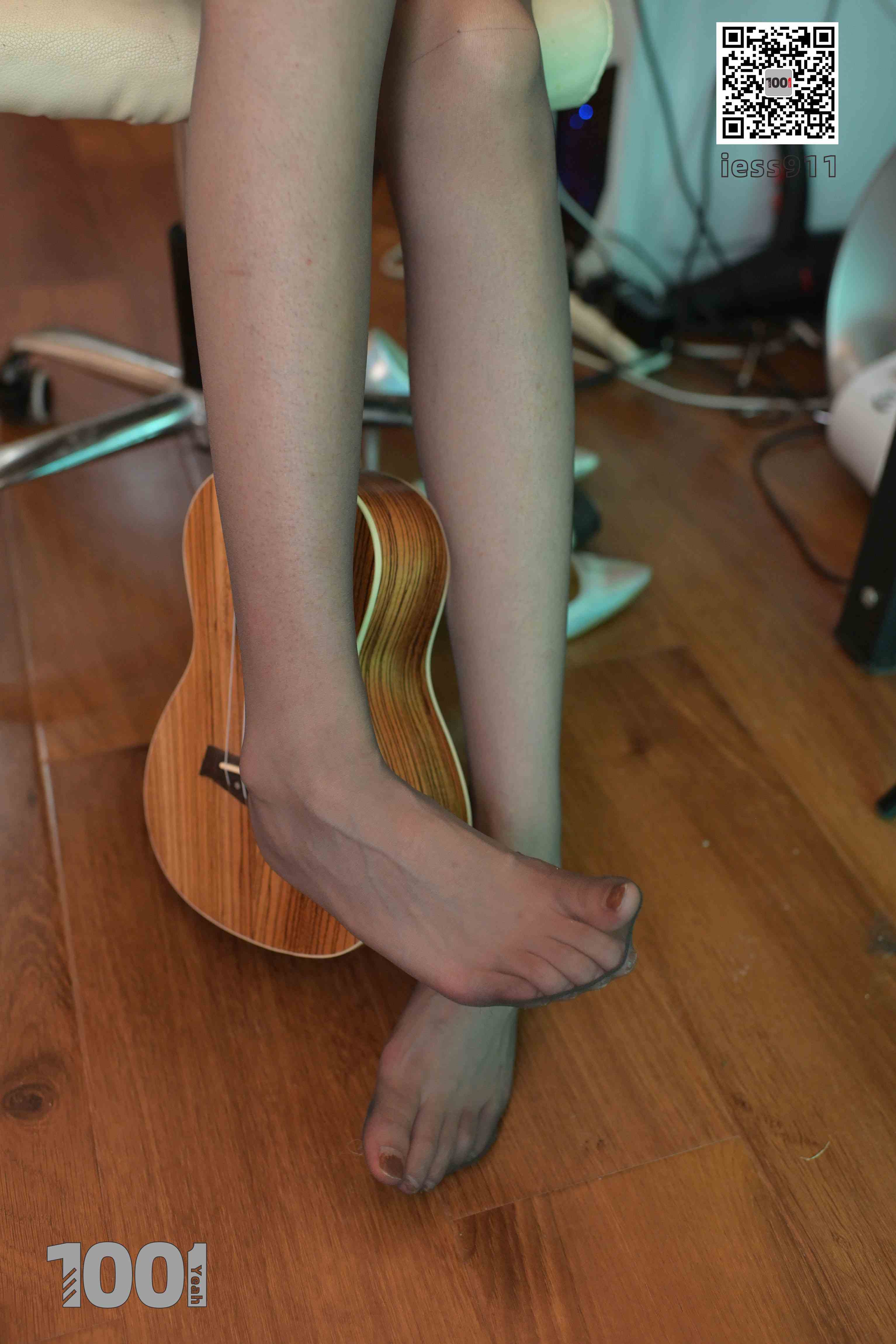 China Beauty Legs and feet 667-2