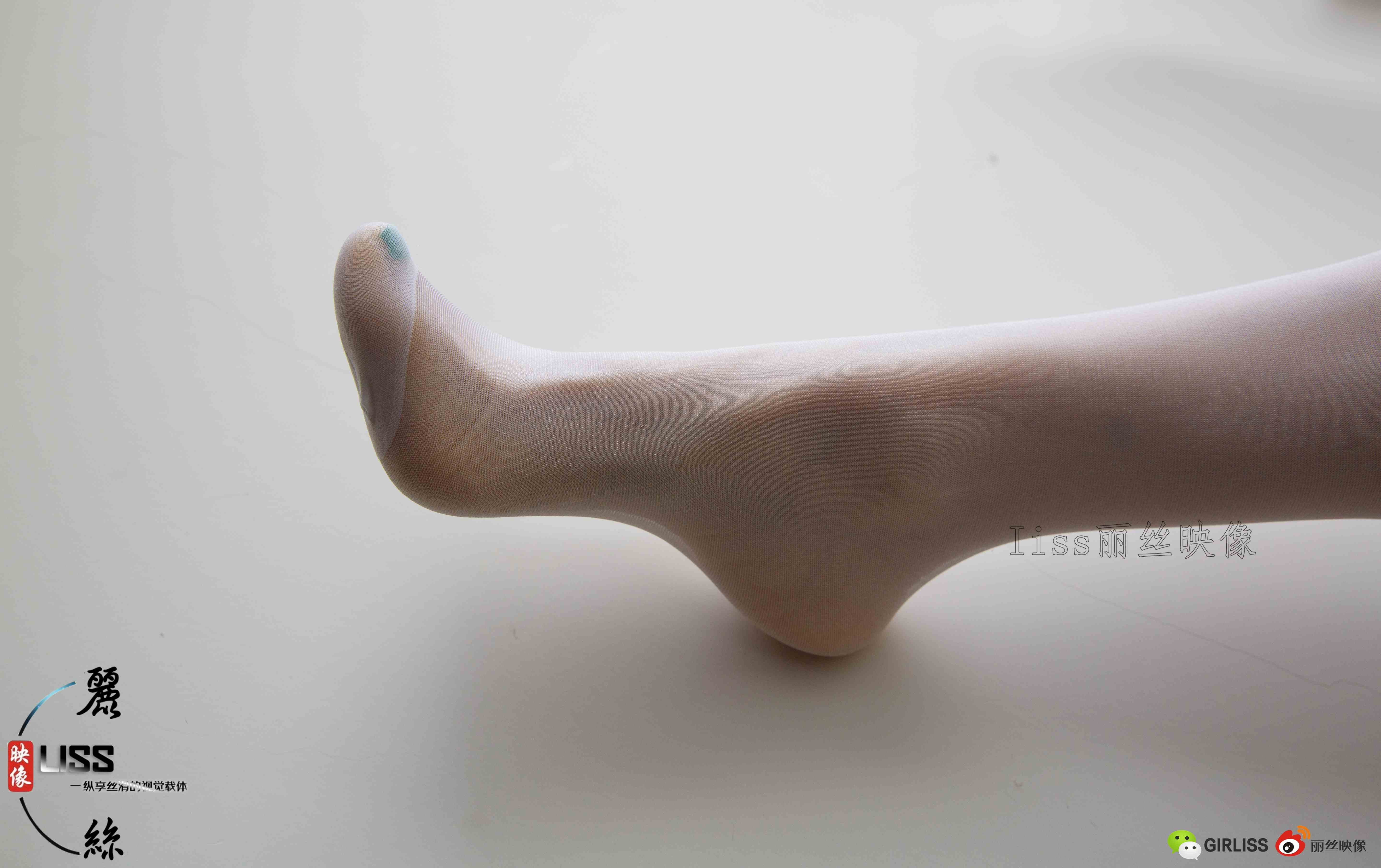 China Beauty Legs and feet 671