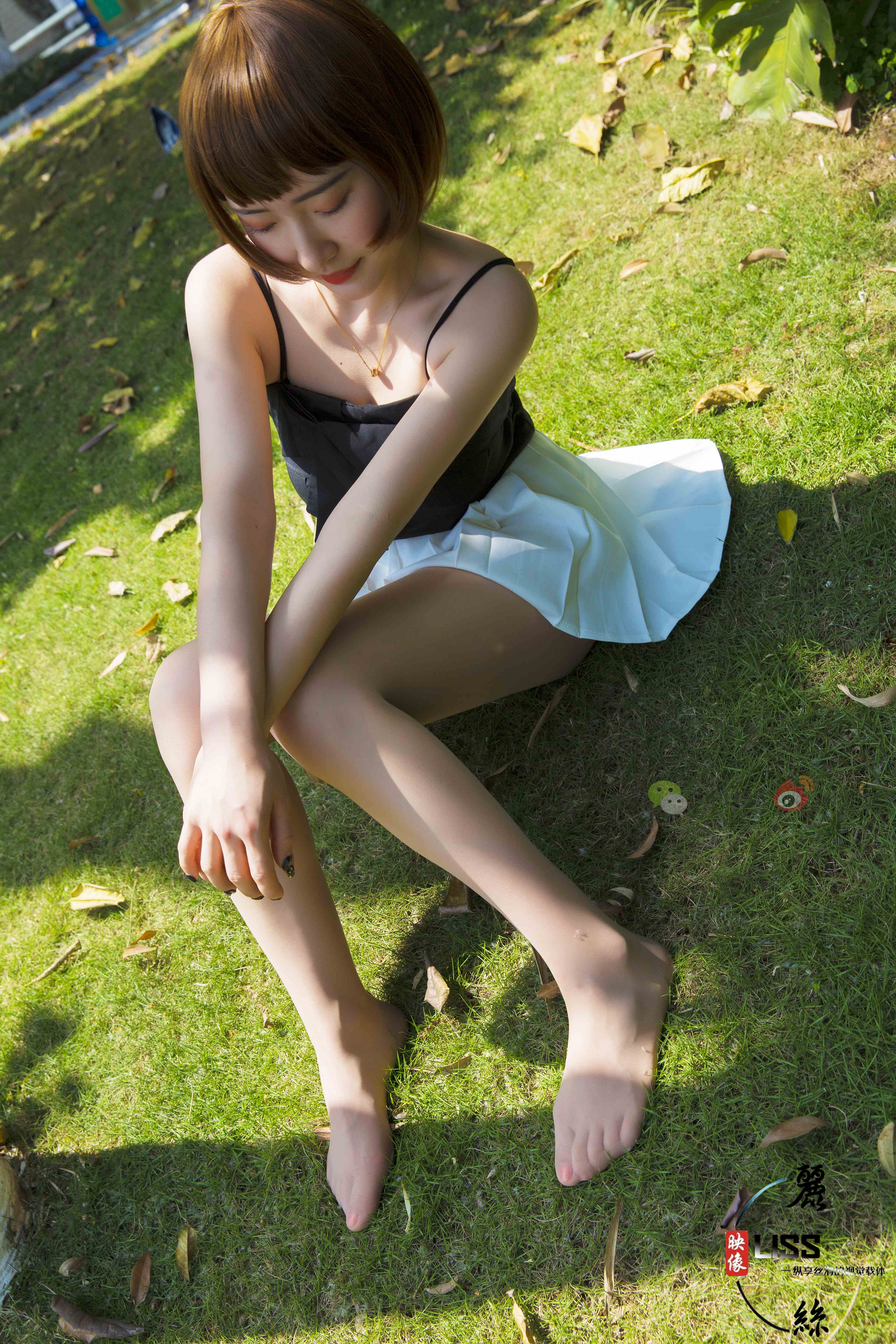 China Beauty Legs and feet 677