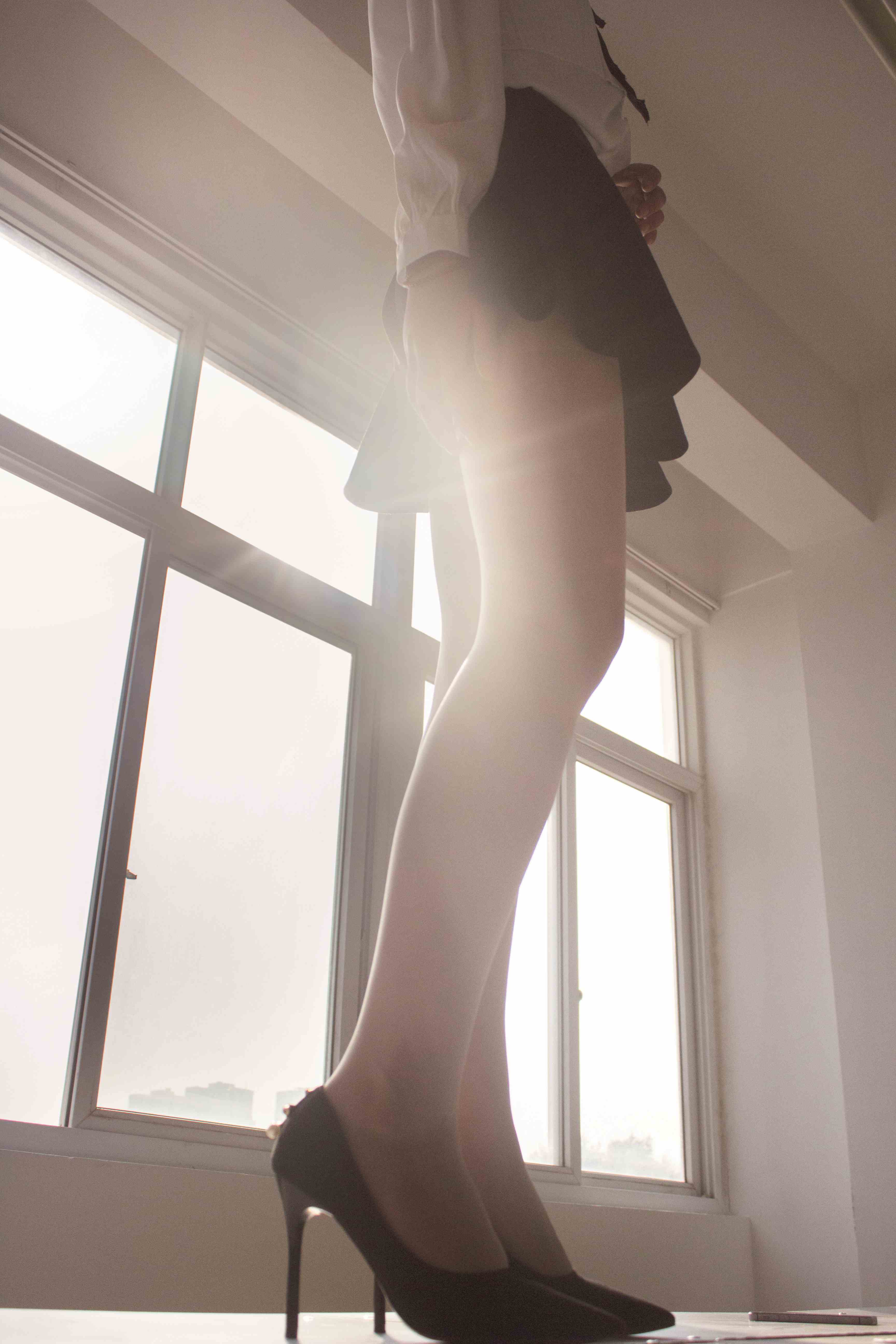 China Beauty Legs and feet 680