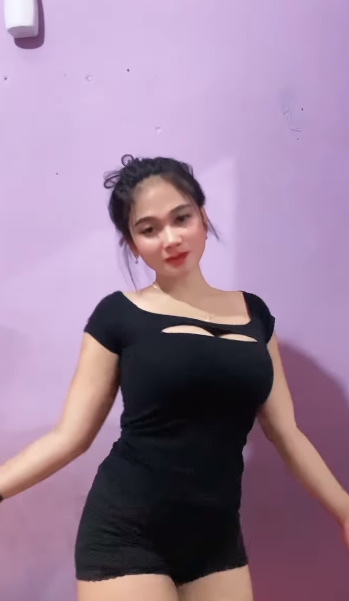 looking makes it uuhhooott_34