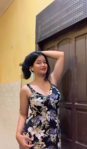 looking makes it uuhhooott_34