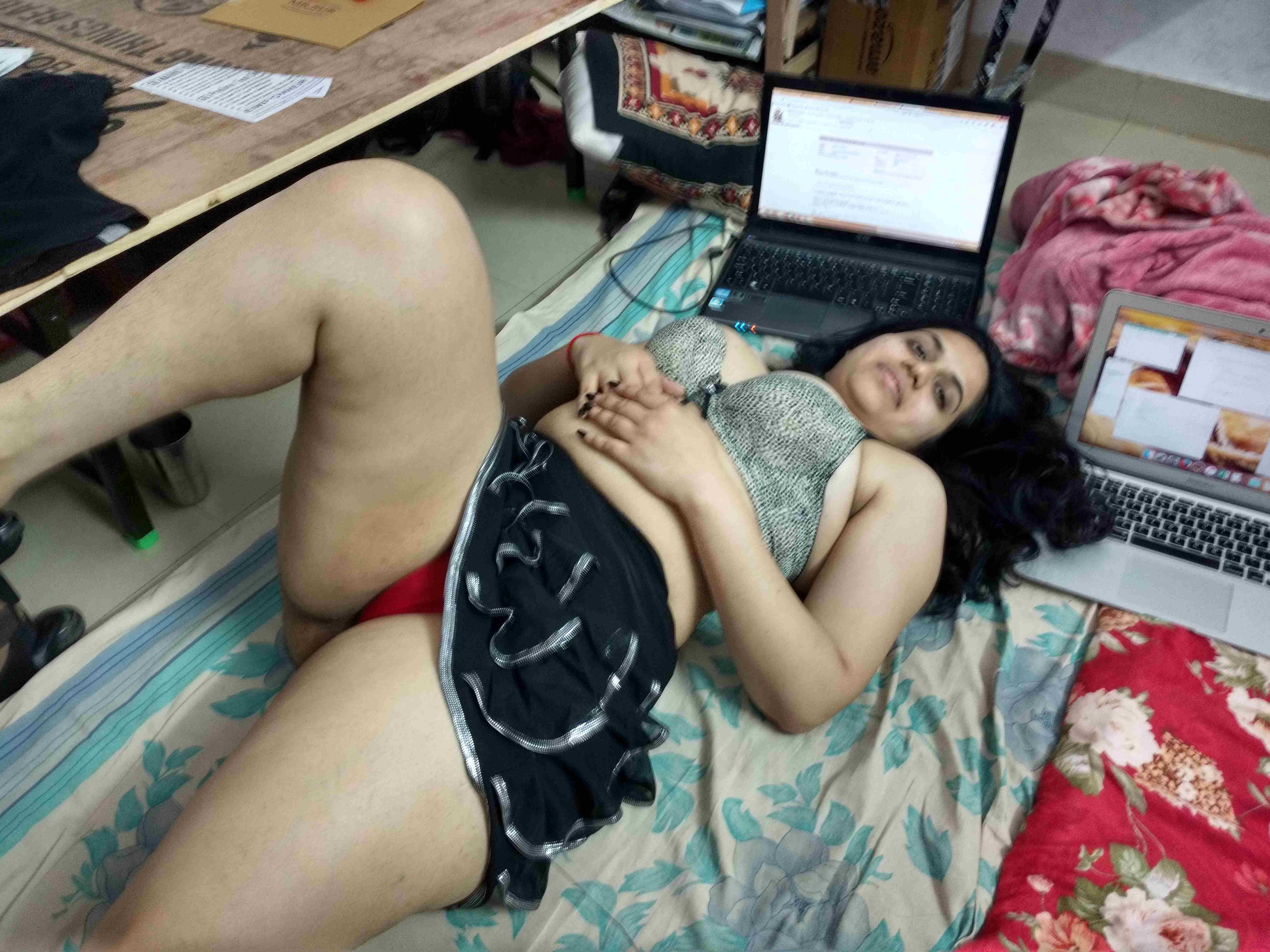 Indian Beautiful Hot Girl Nice Booby And Ass Pics