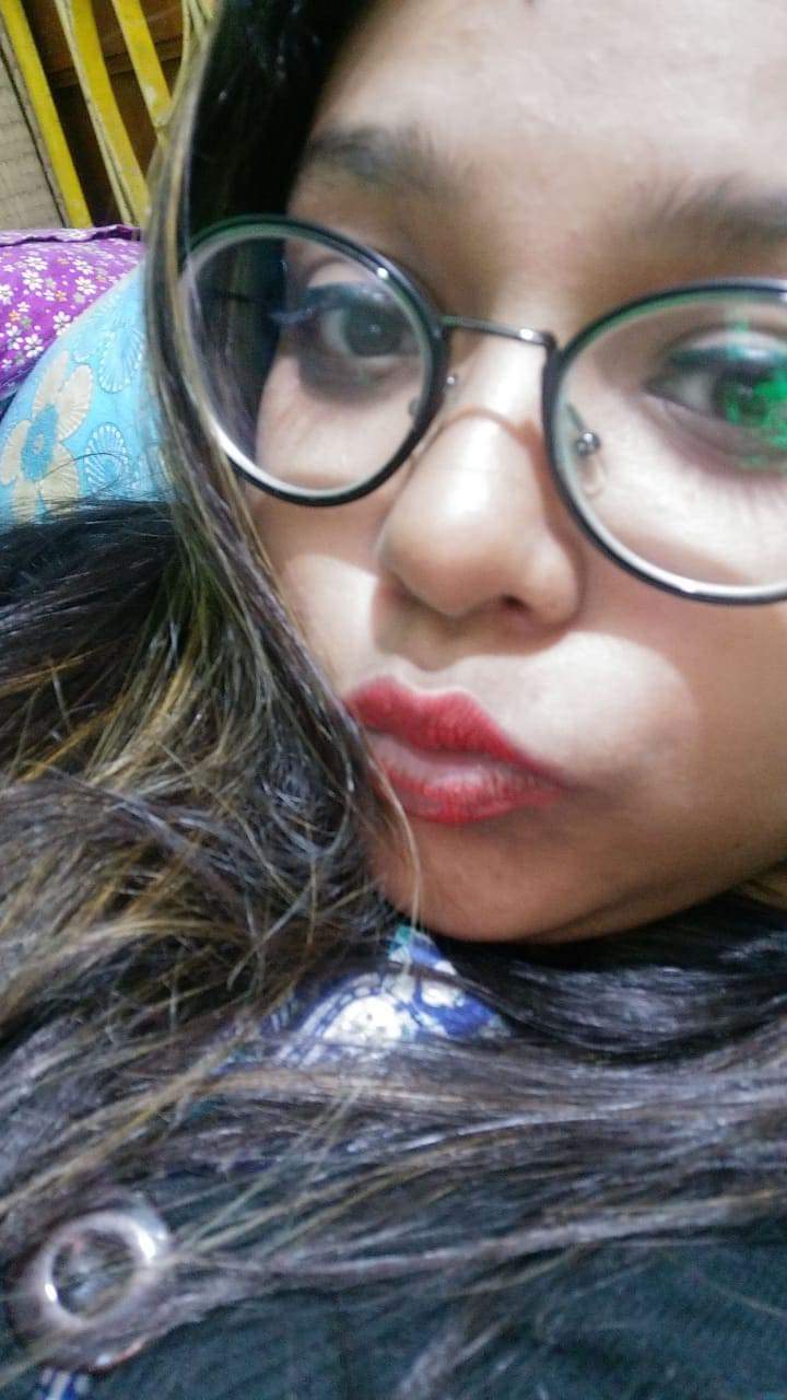 Indian Busty Chubby bebe pic