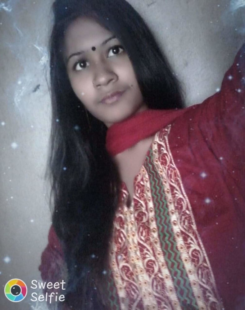 Village Hot Girl Booby Fingering pic