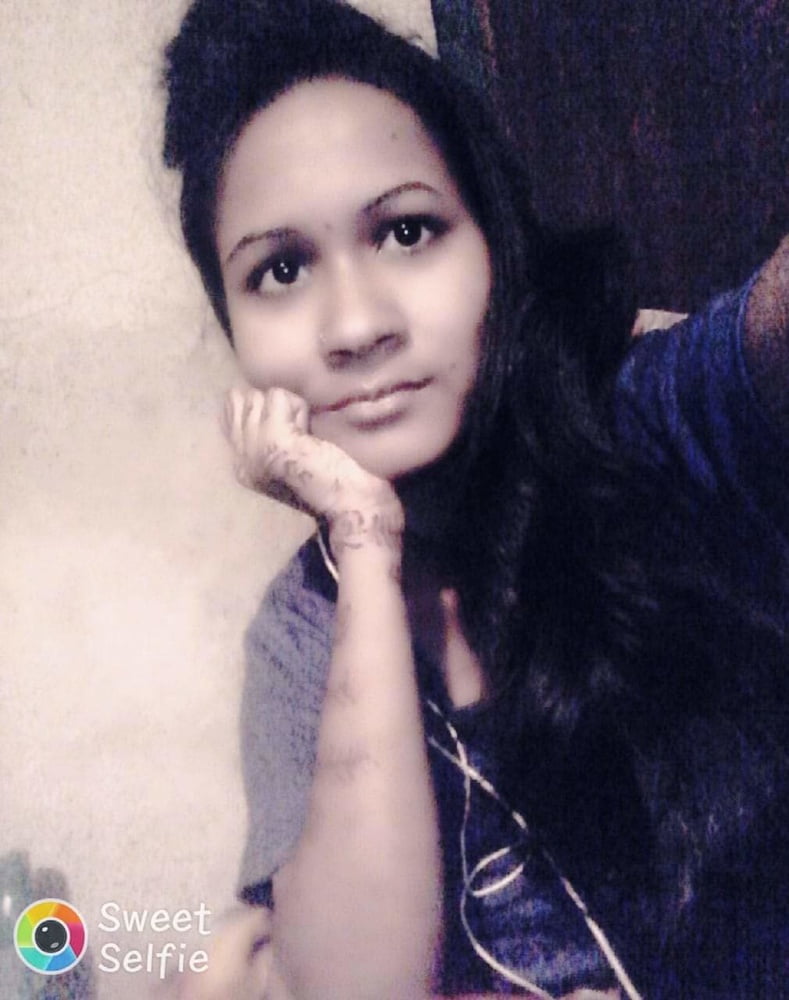 Village Hot Girl Booby Fingering pic