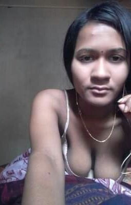 Village Hot Girl Booby Fingering pic