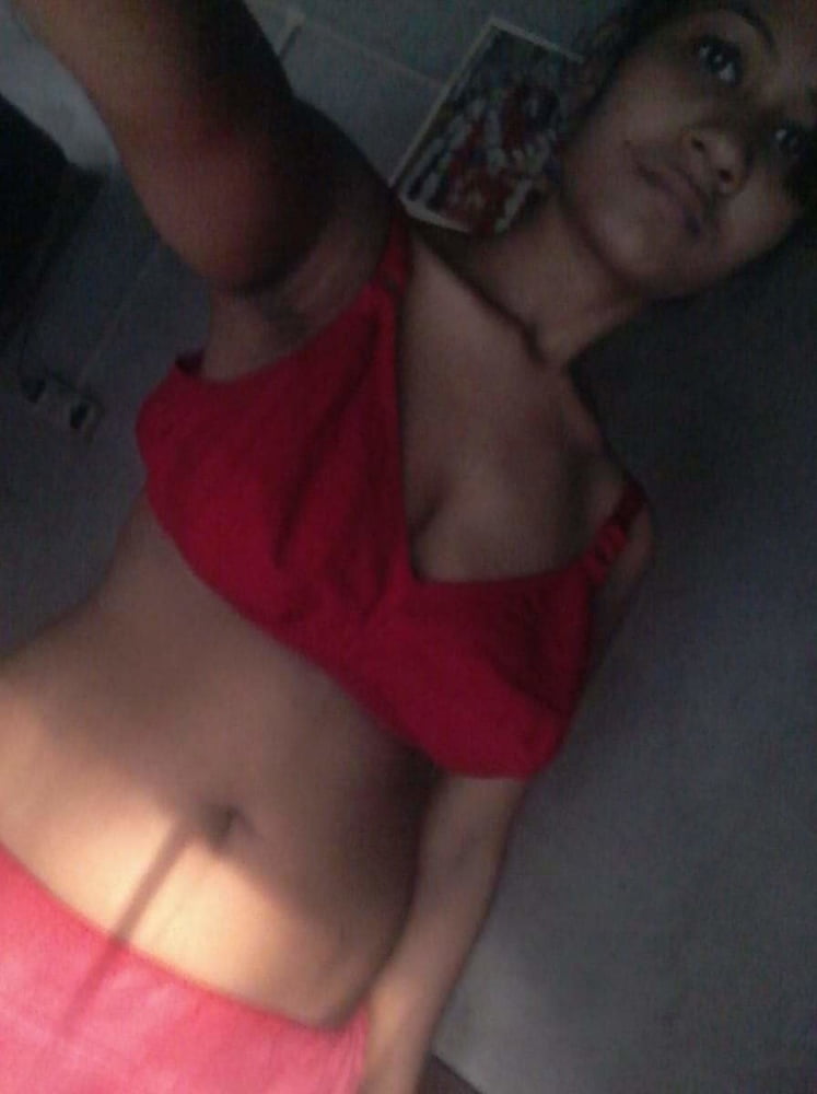 Village Hot Girl Booby Fingering pic