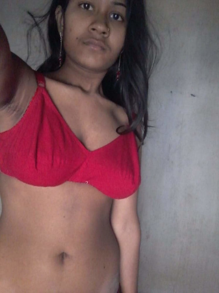 Village Hot Girl Booby Fingering pic