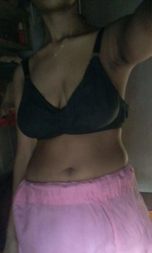 Village Hot Girl Booby Fingering pic