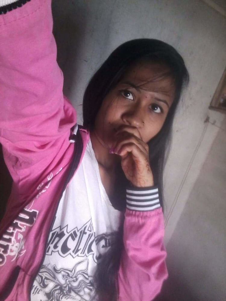 Village Hot Girl Booby Fingering pic