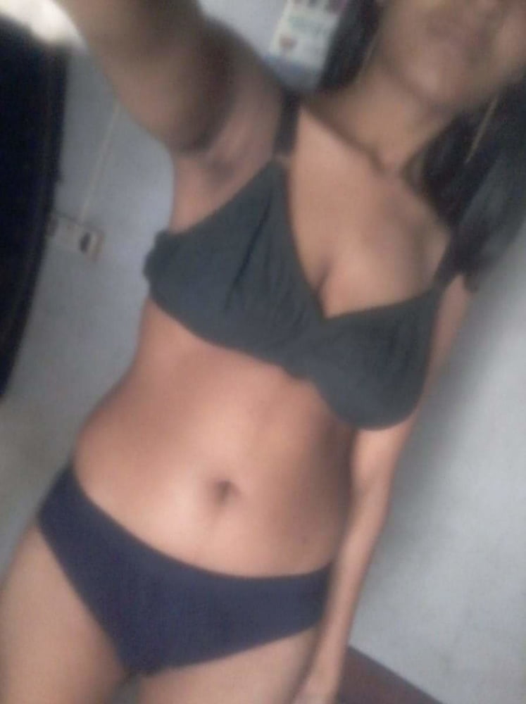 Village Hot Girl Booby Fingering pic