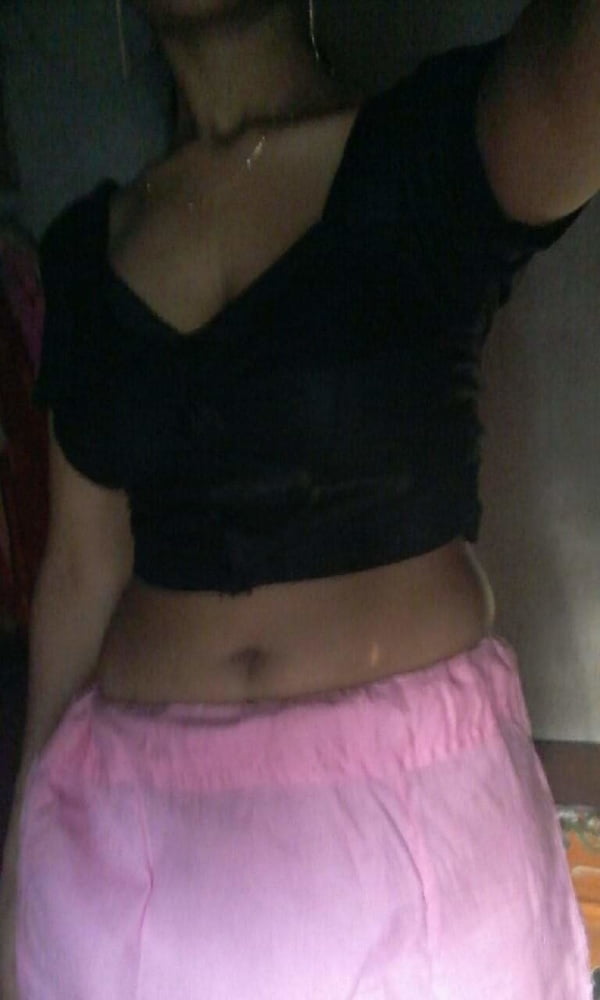 Village Hot Girl Booby Fingering pic