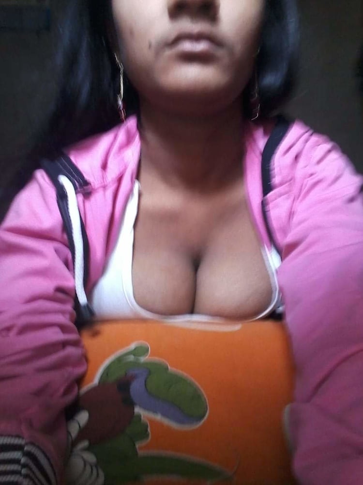 Village Hot Girl Booby Fingering pic