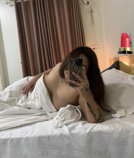 looking makes it uuhhooott_36