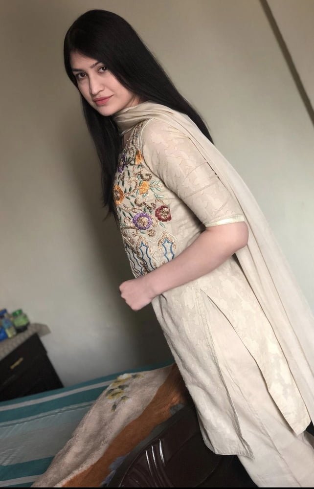 Pakistani girl part 1