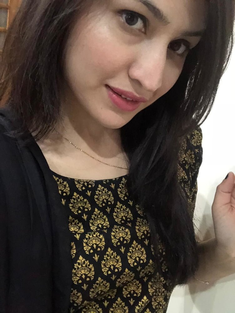 Pakistani girl part 1