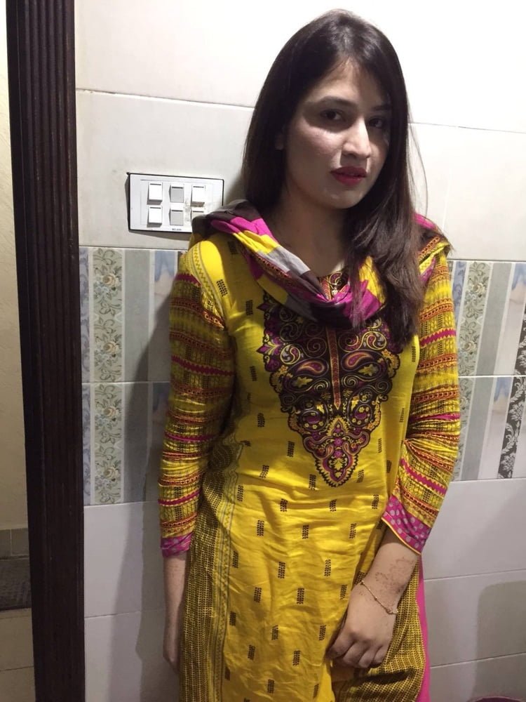 Pakistani girl part 1