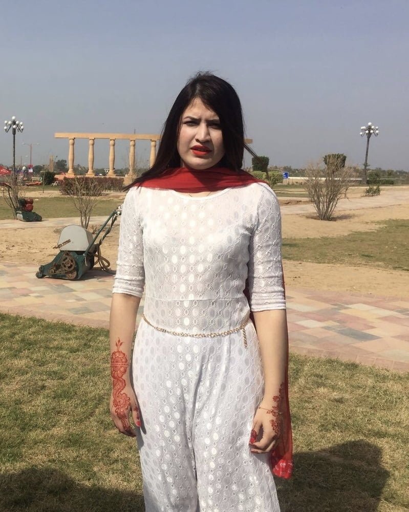 Pakistani girl part 1