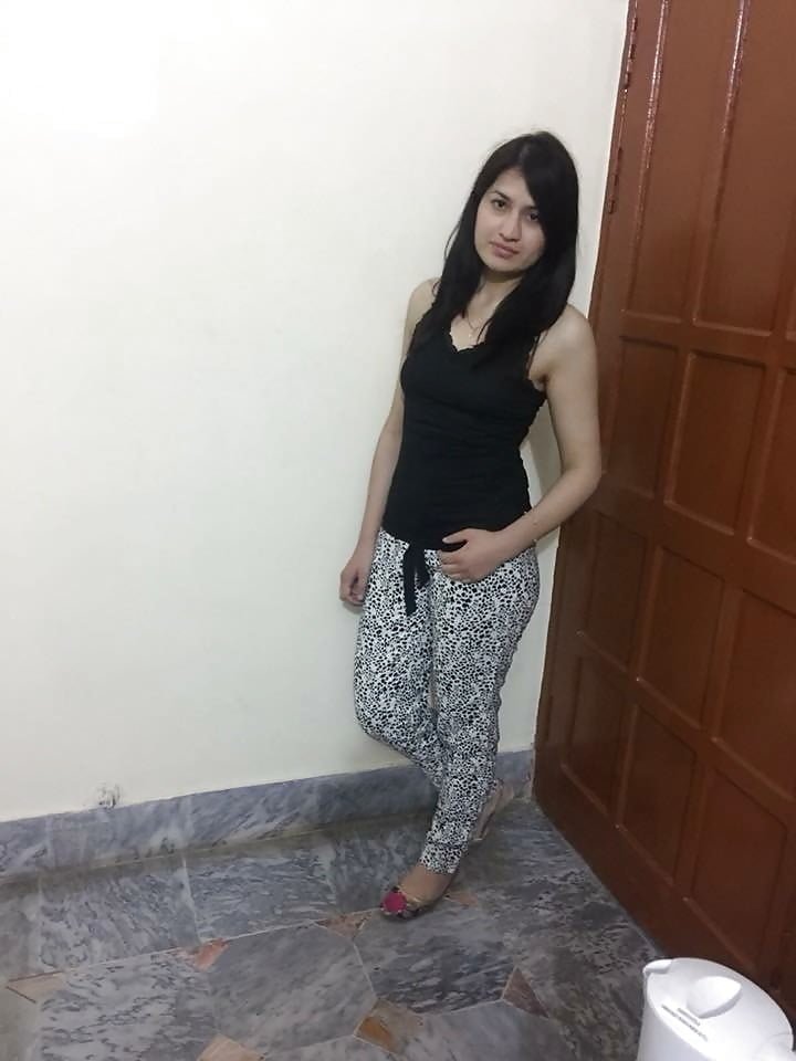 Pakistani girl part 1