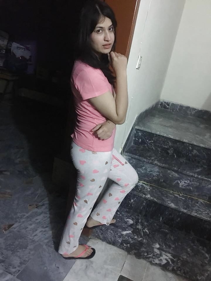 Pakistani girl part 1