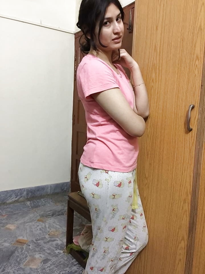 Pakistani girl part 1