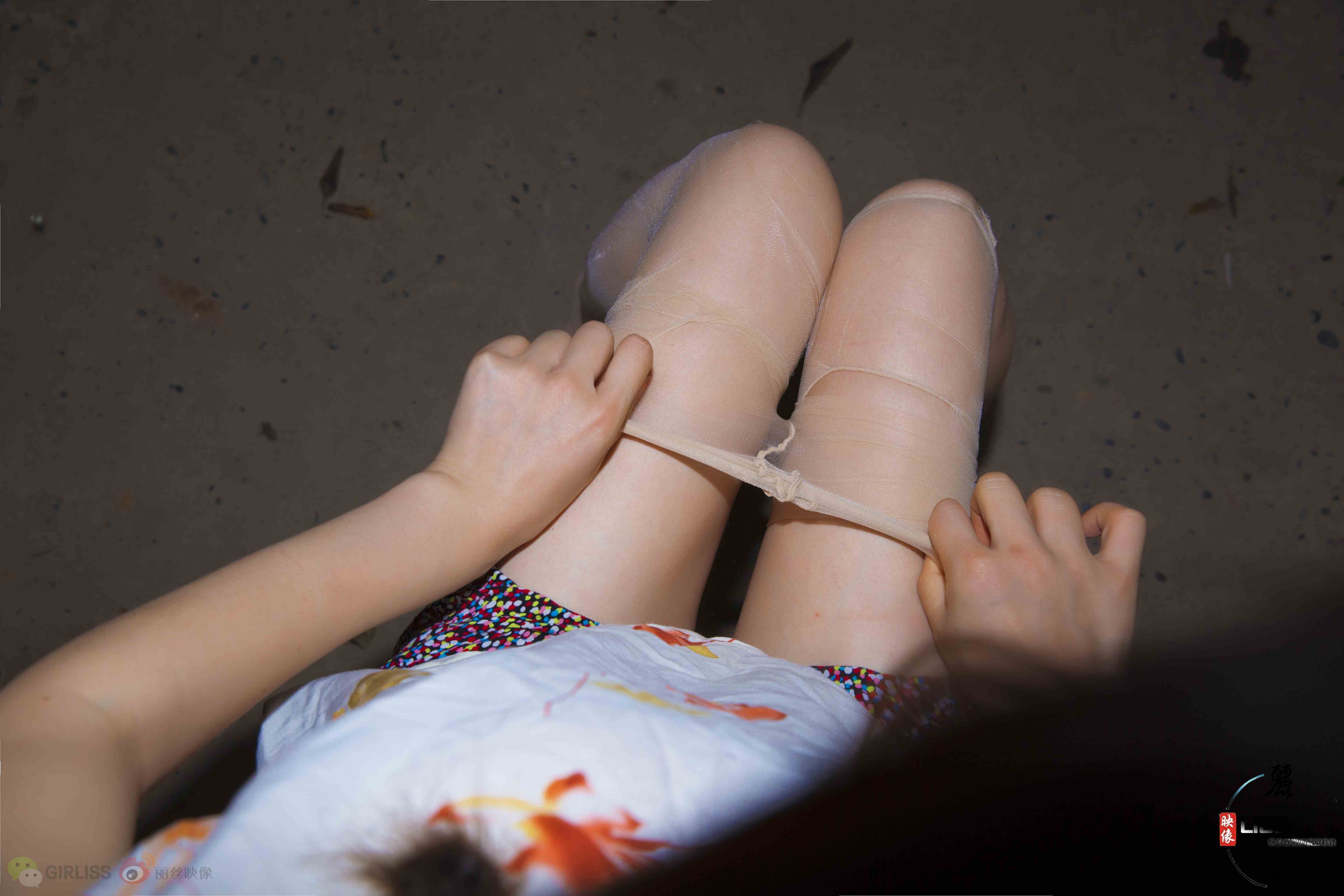 China Beauty Legs and feet 681