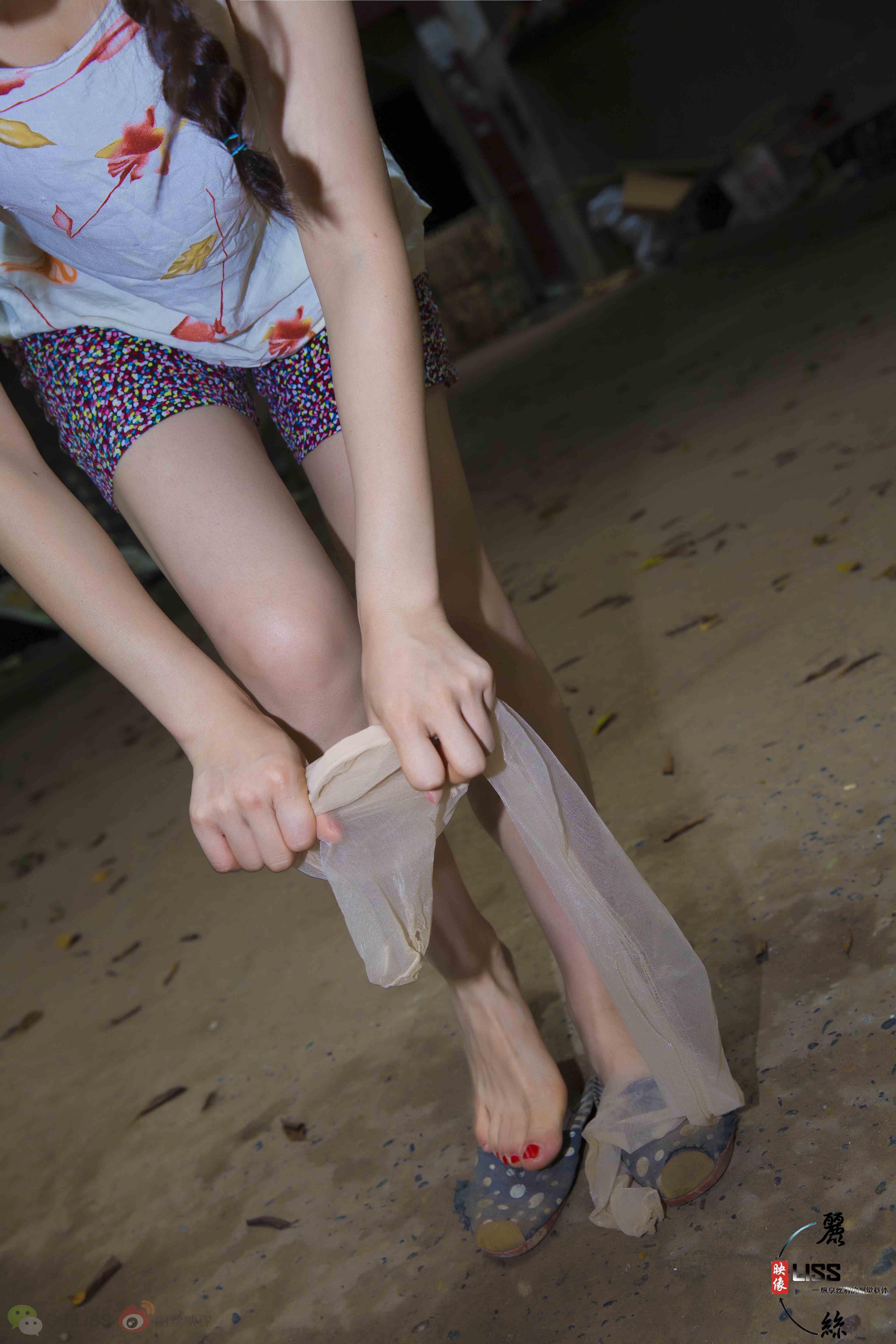 China Beauty Legs and feet 681