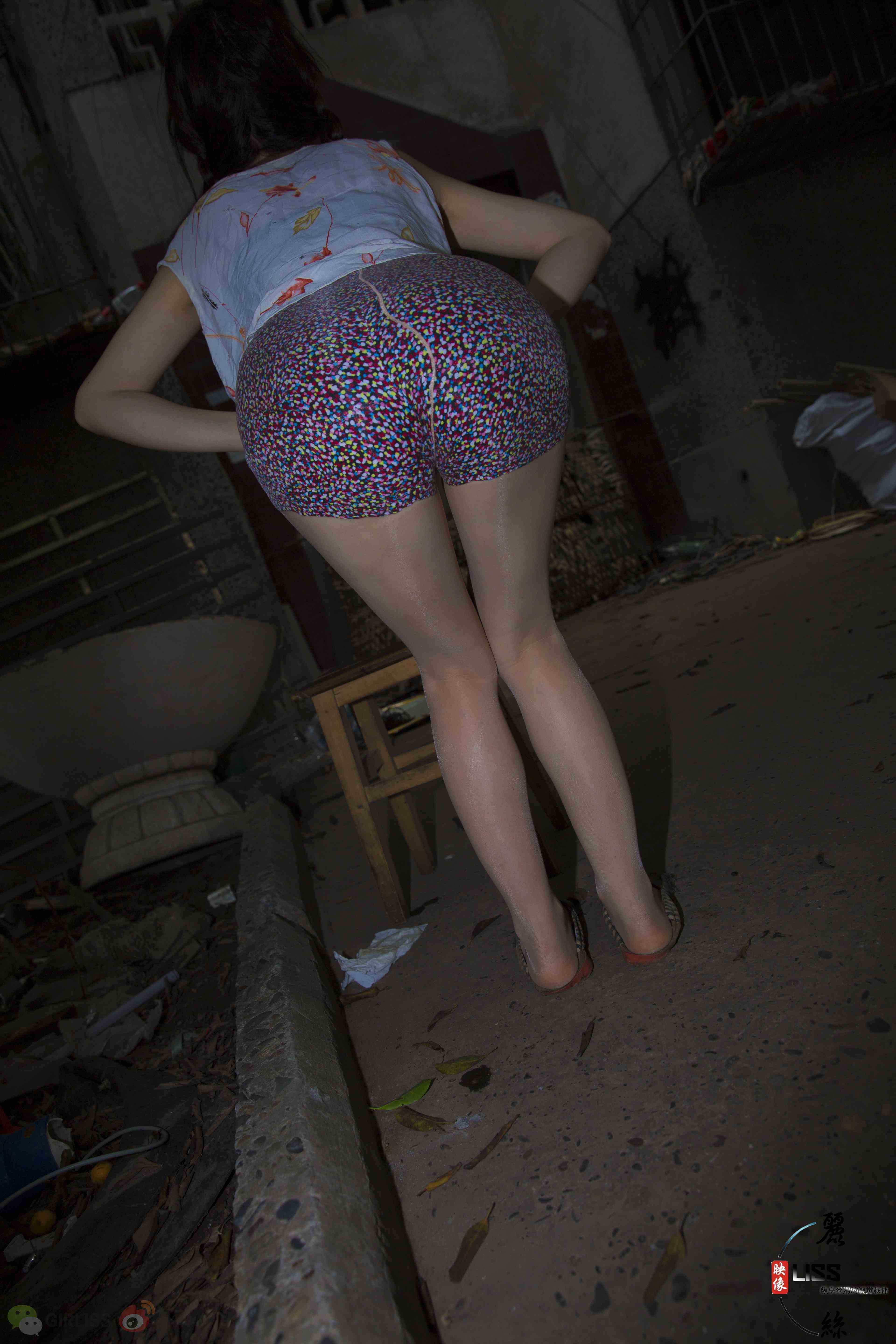 China Beauty Legs and feet 681