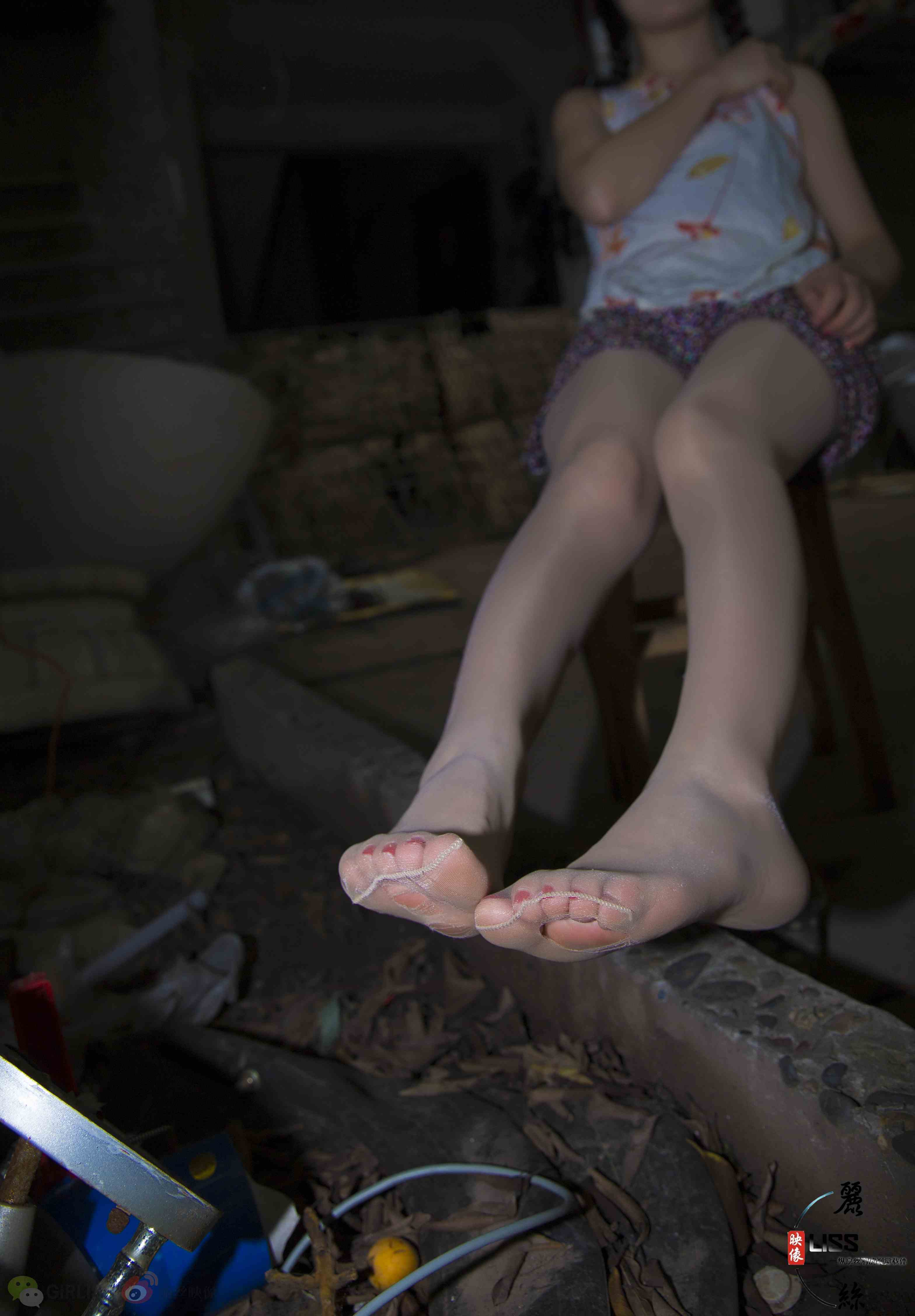 China Beauty Legs and feet 681