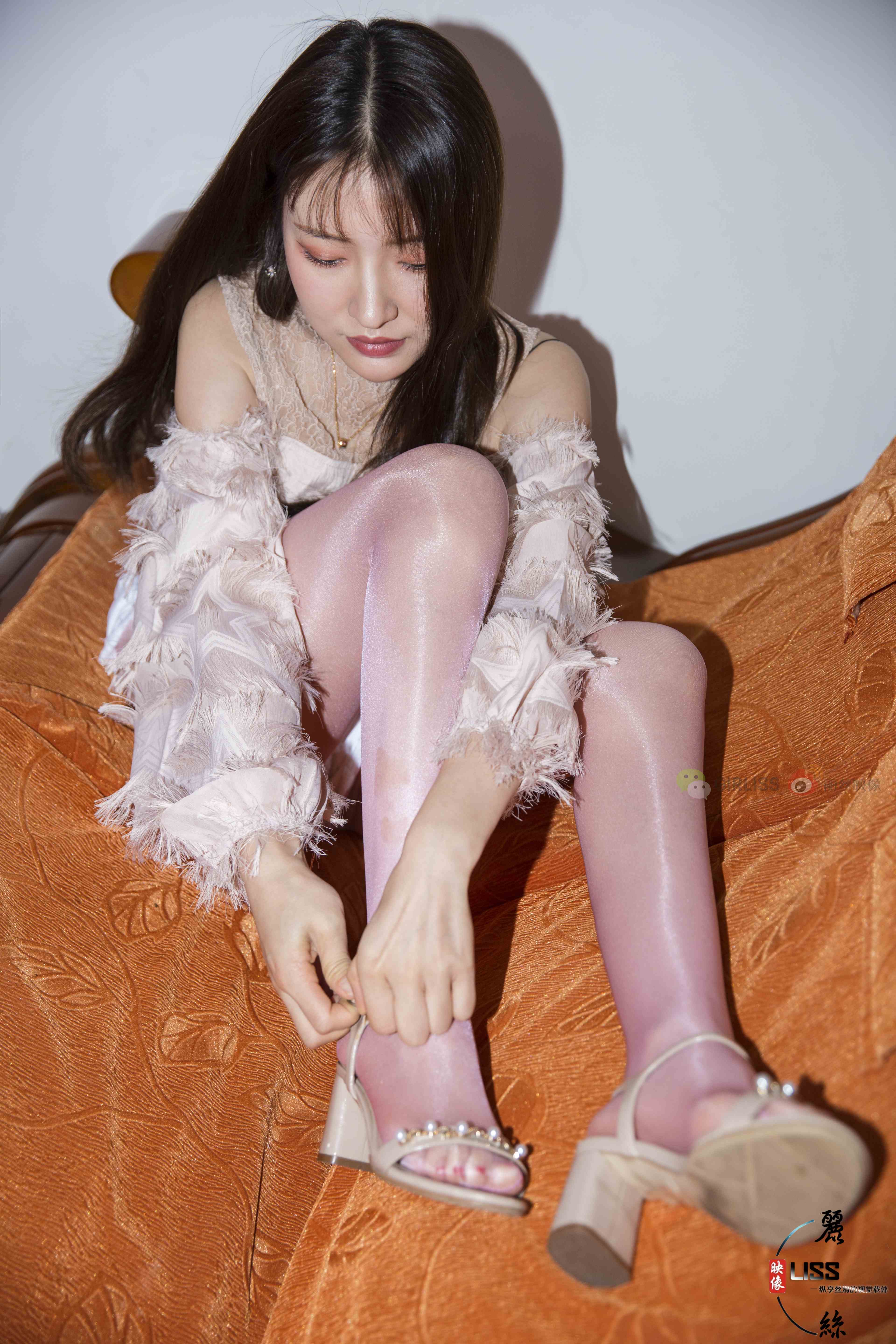 China Beauty Legs and feet 684