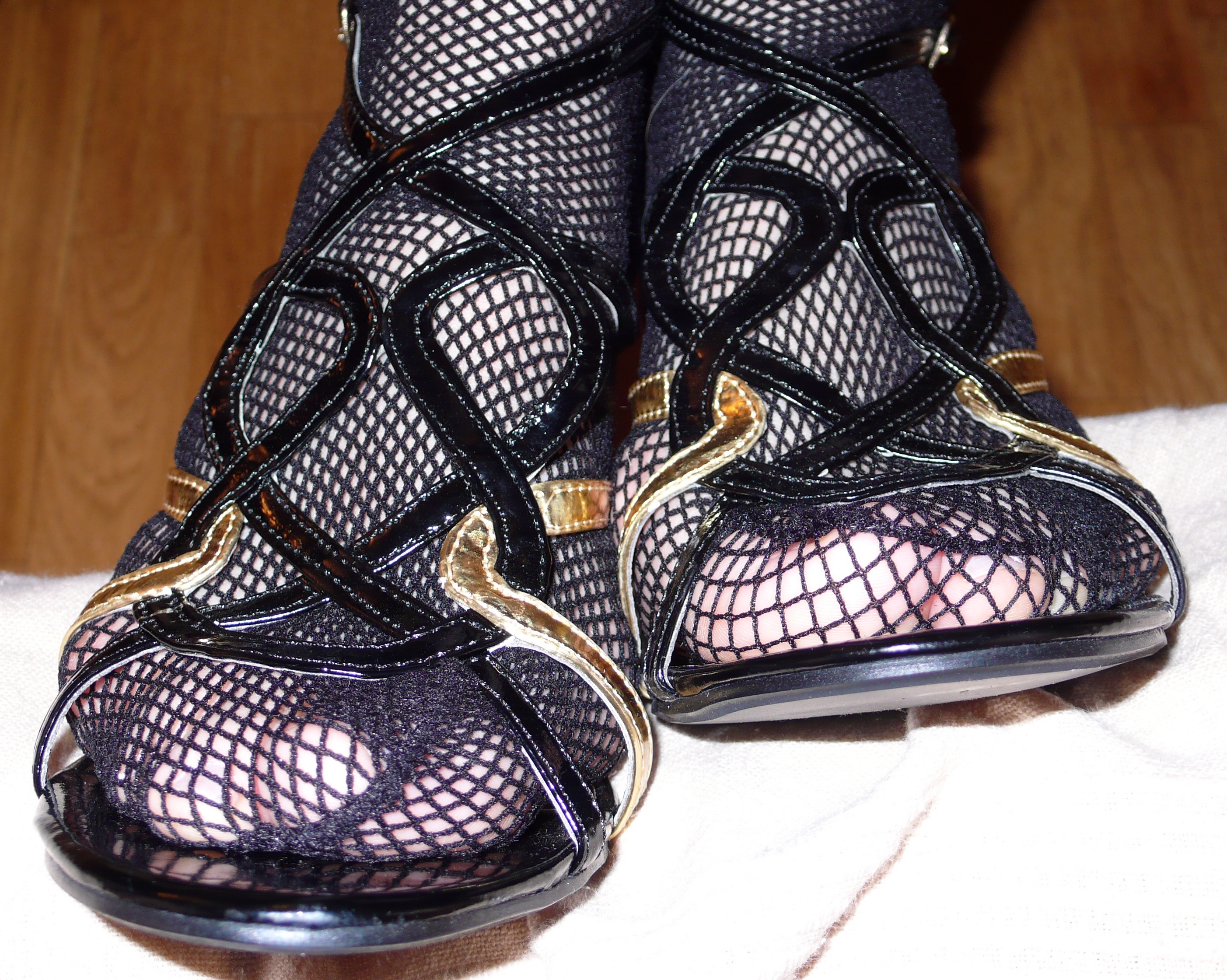 (XXX) Naughty MILF XXXposure