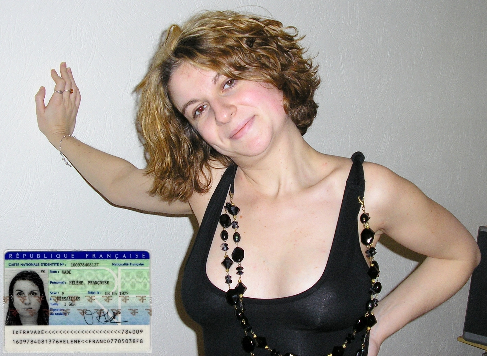 (XXX) Naughty MILF XXXposure