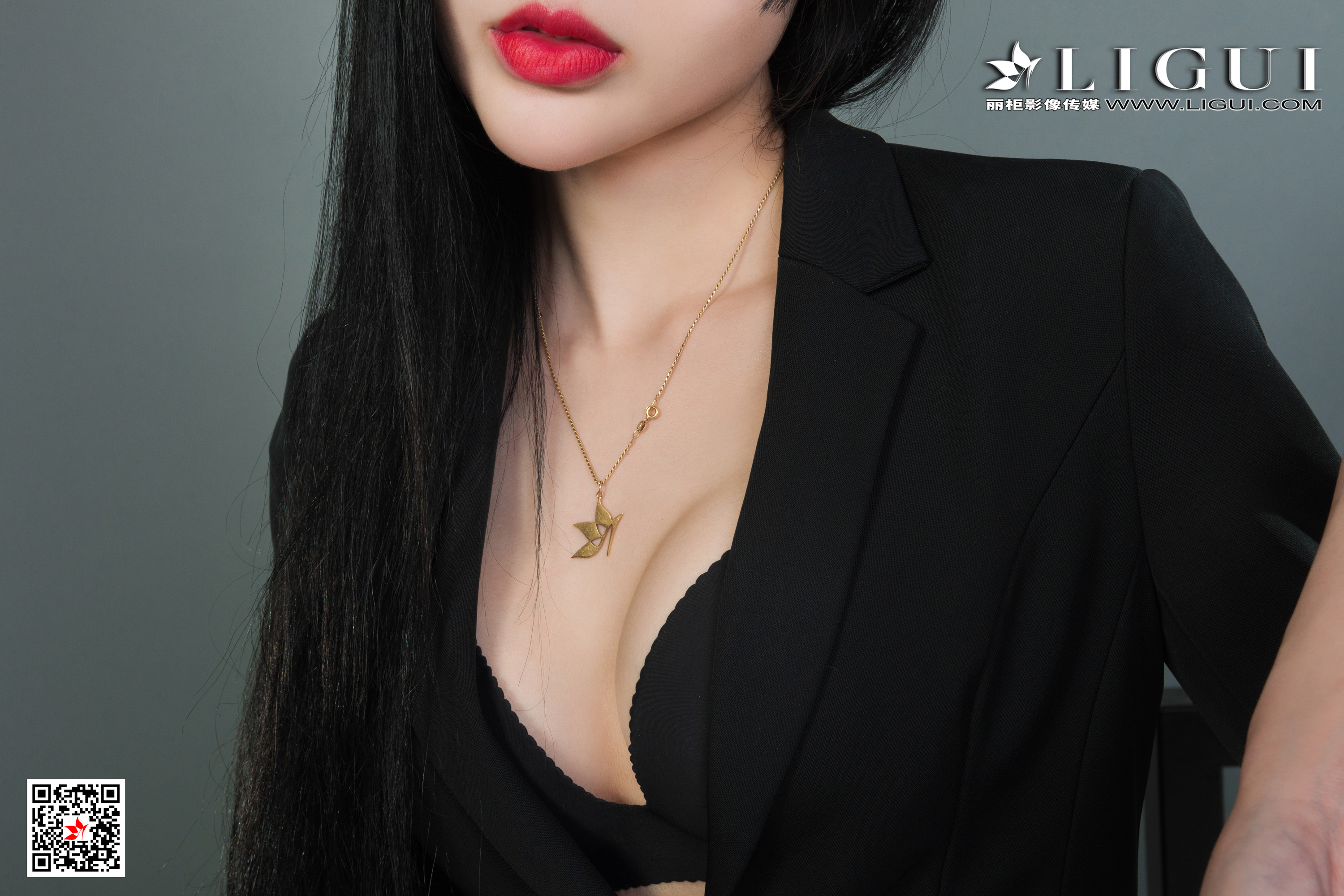 Foot Fetish Twin Flowers 87